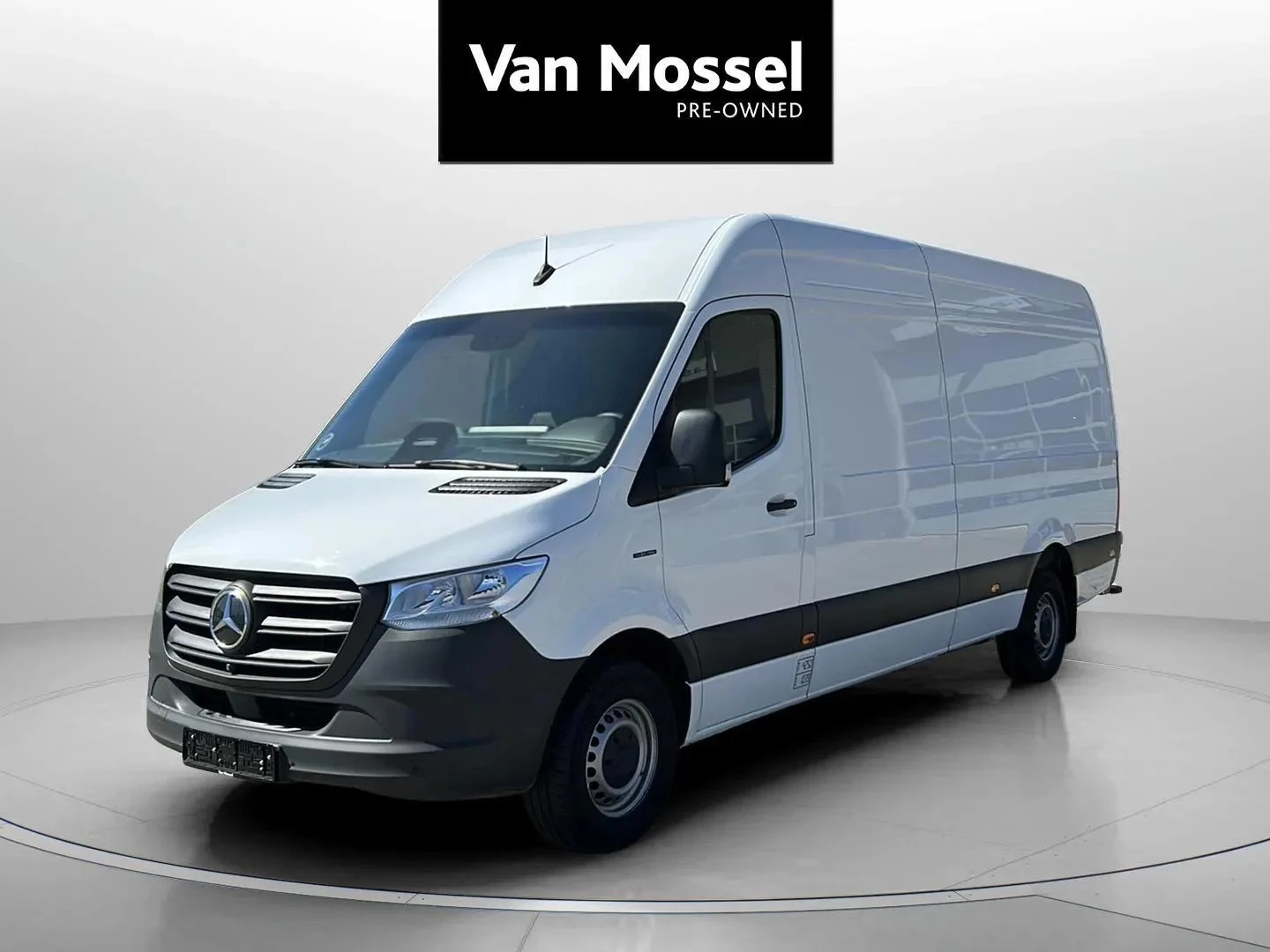 Mercedes-Benz-eSprinter-image-0