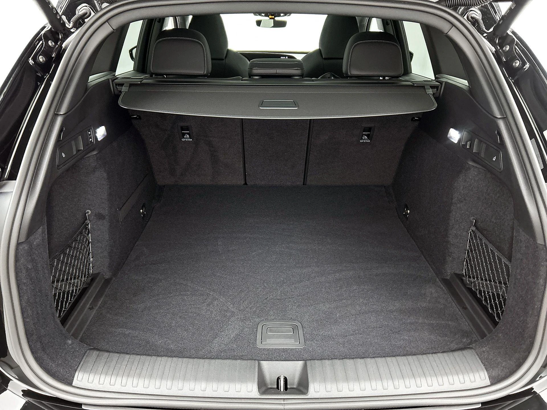 Audi-Q6 e-tron-image-27