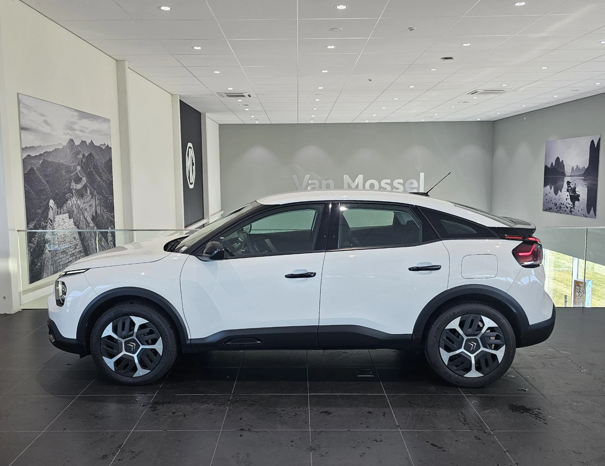 Citroën-C4-image-8
