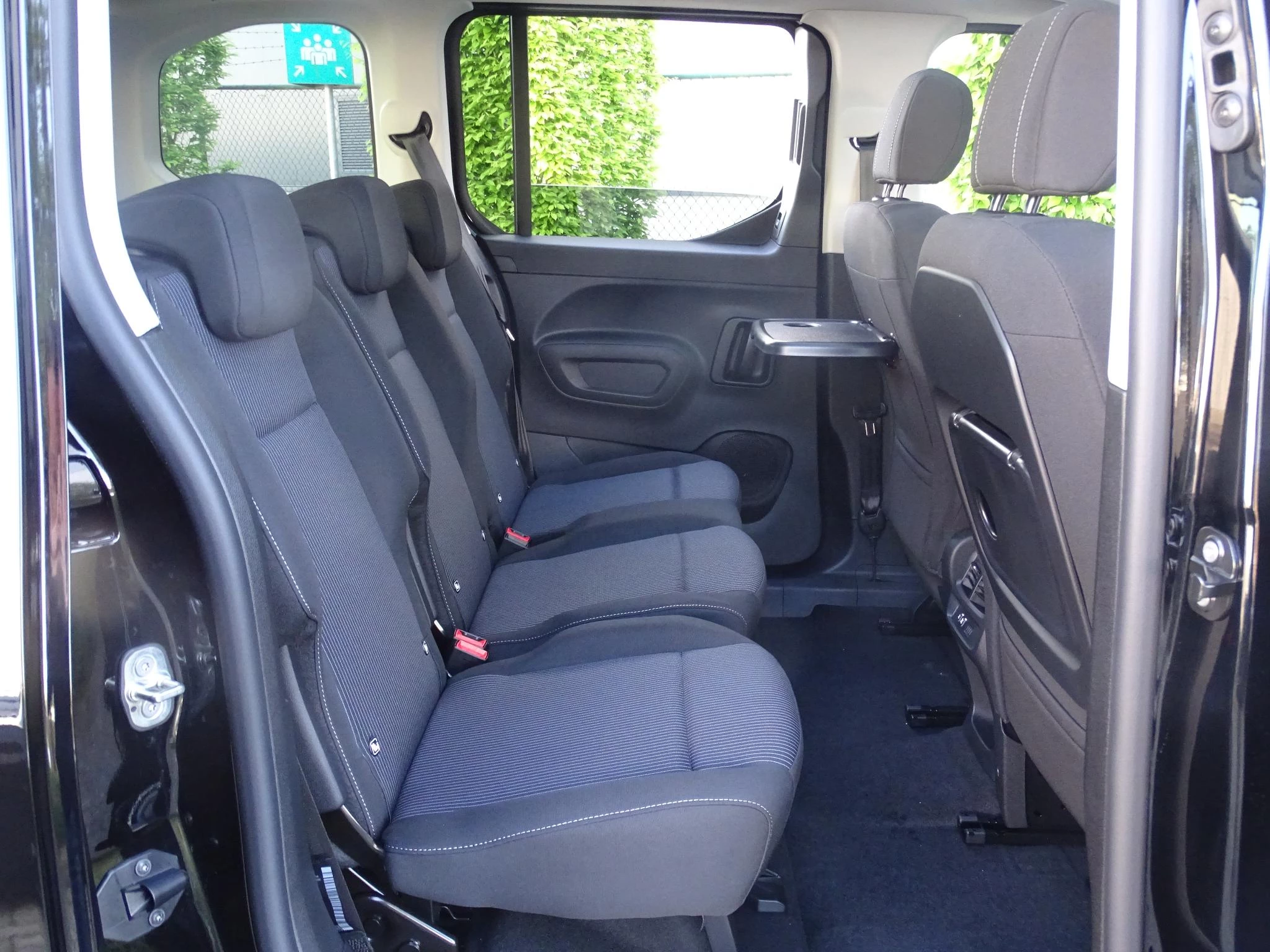Fiat Qubo L 1.2T +gps+camera+park pilot +magic top