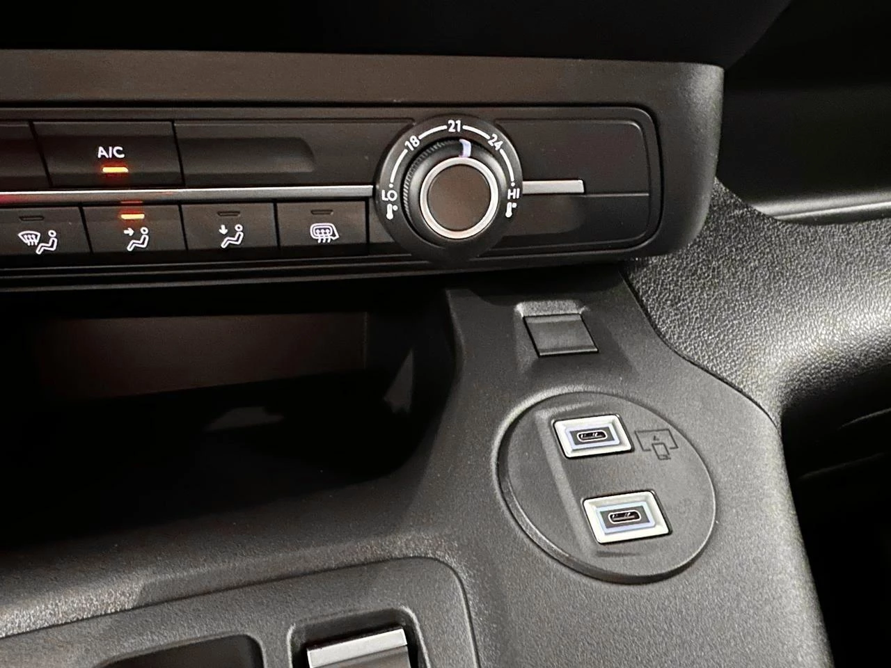 Fiat Doblò 1.5 BlueHDI 130 AT8 L1 Light