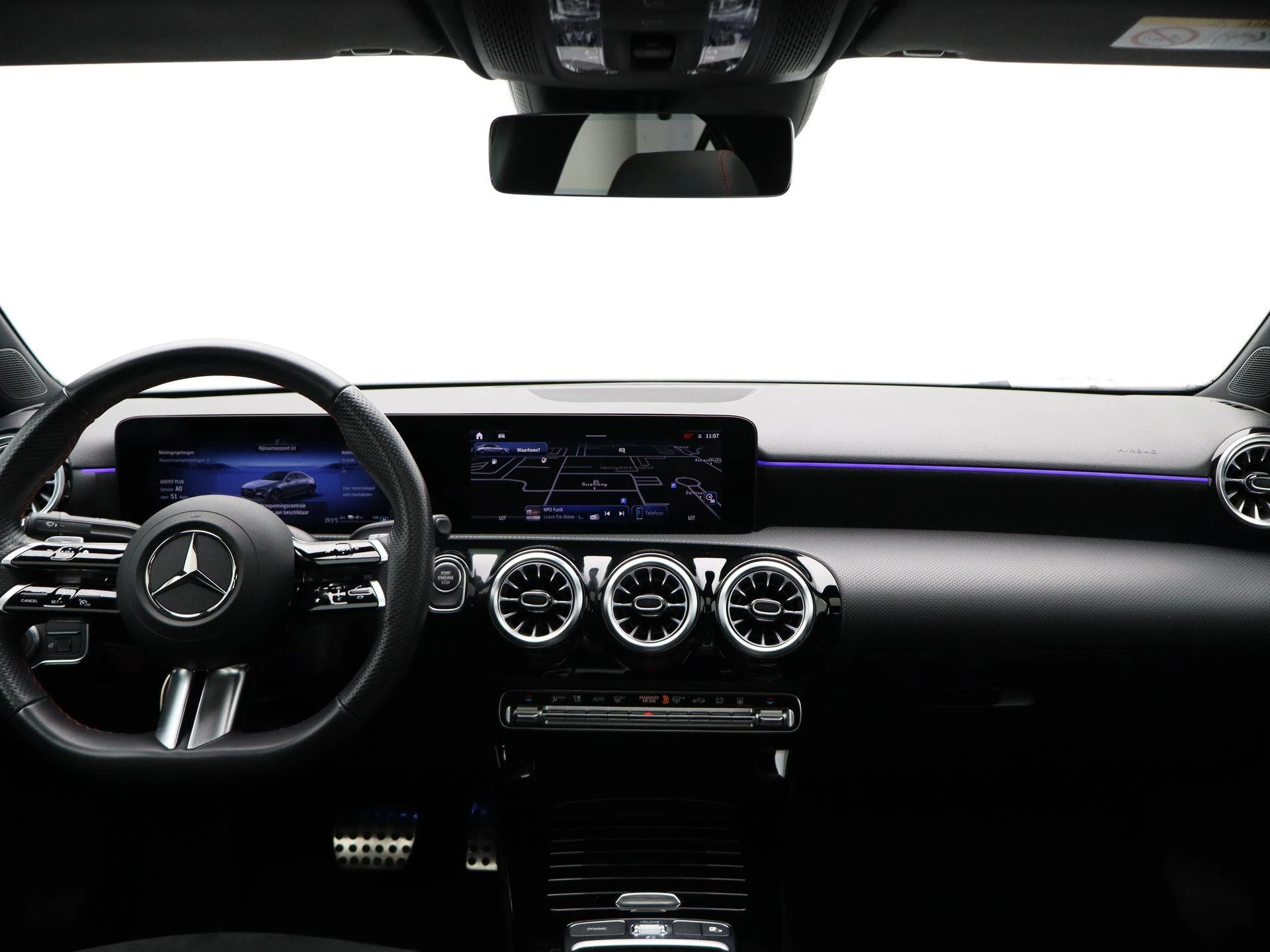 Mercedes-Benz-A-Klasse-image-32