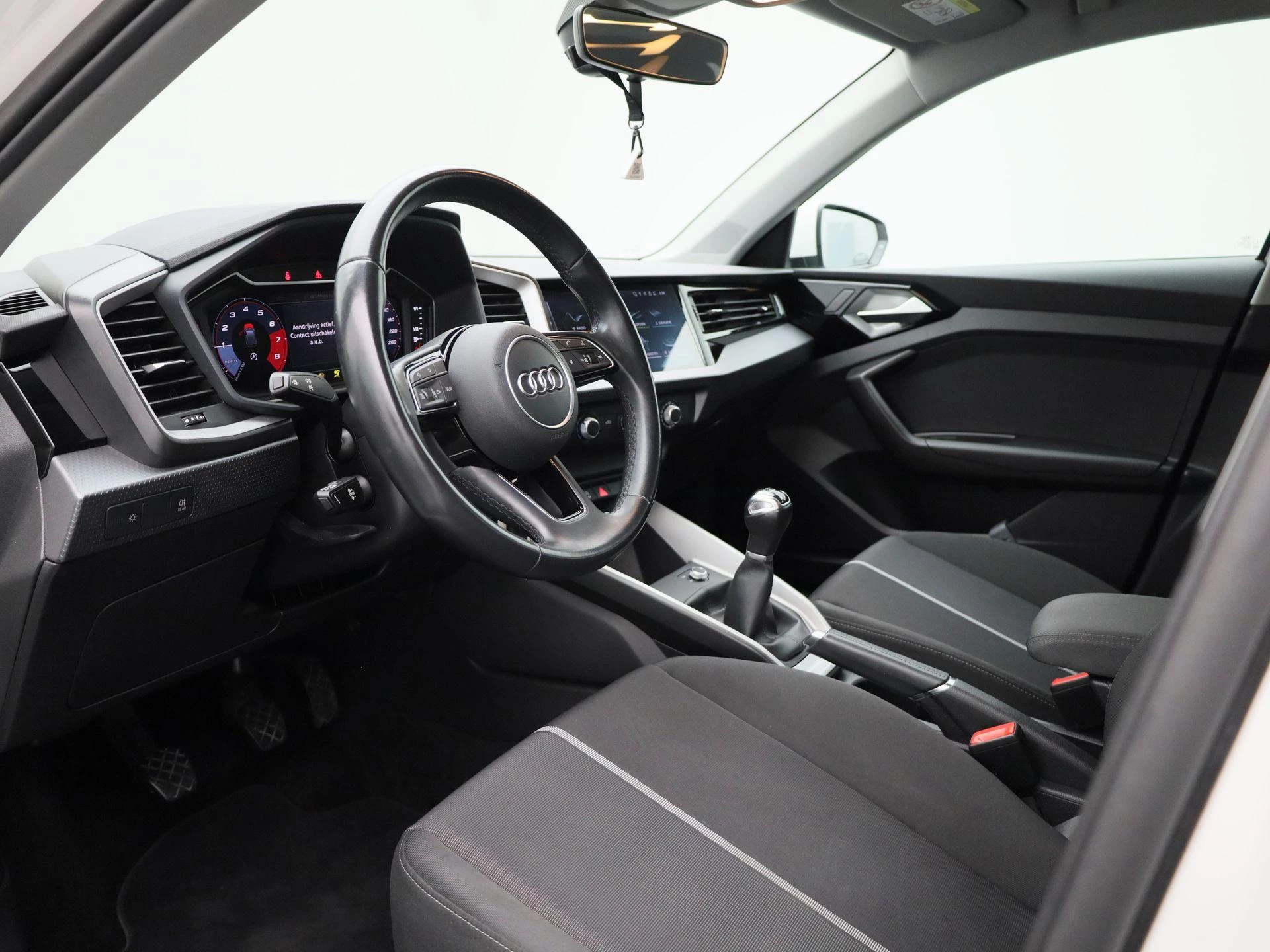 Audi-A1 Sportback-image-27