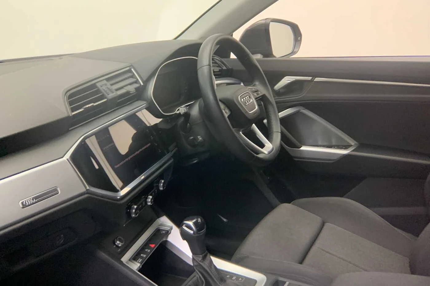 Audi-Q3-image-1