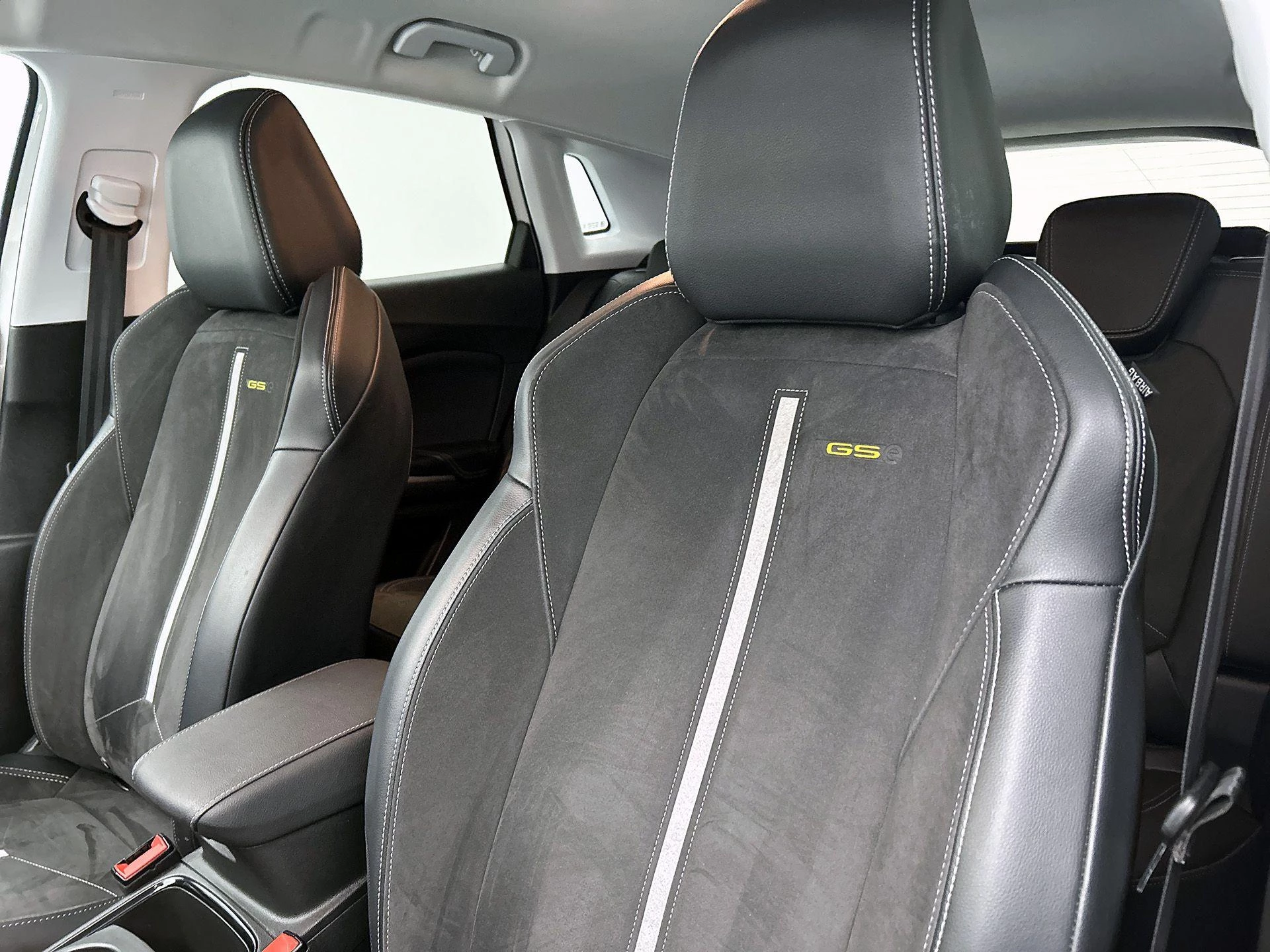 Opel-Grandland-image-11