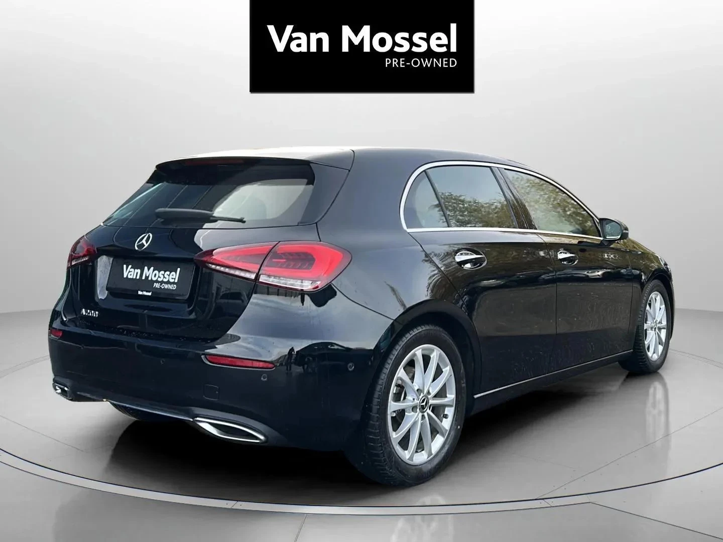 Mercedes-Benz-A-Klasse-image-5