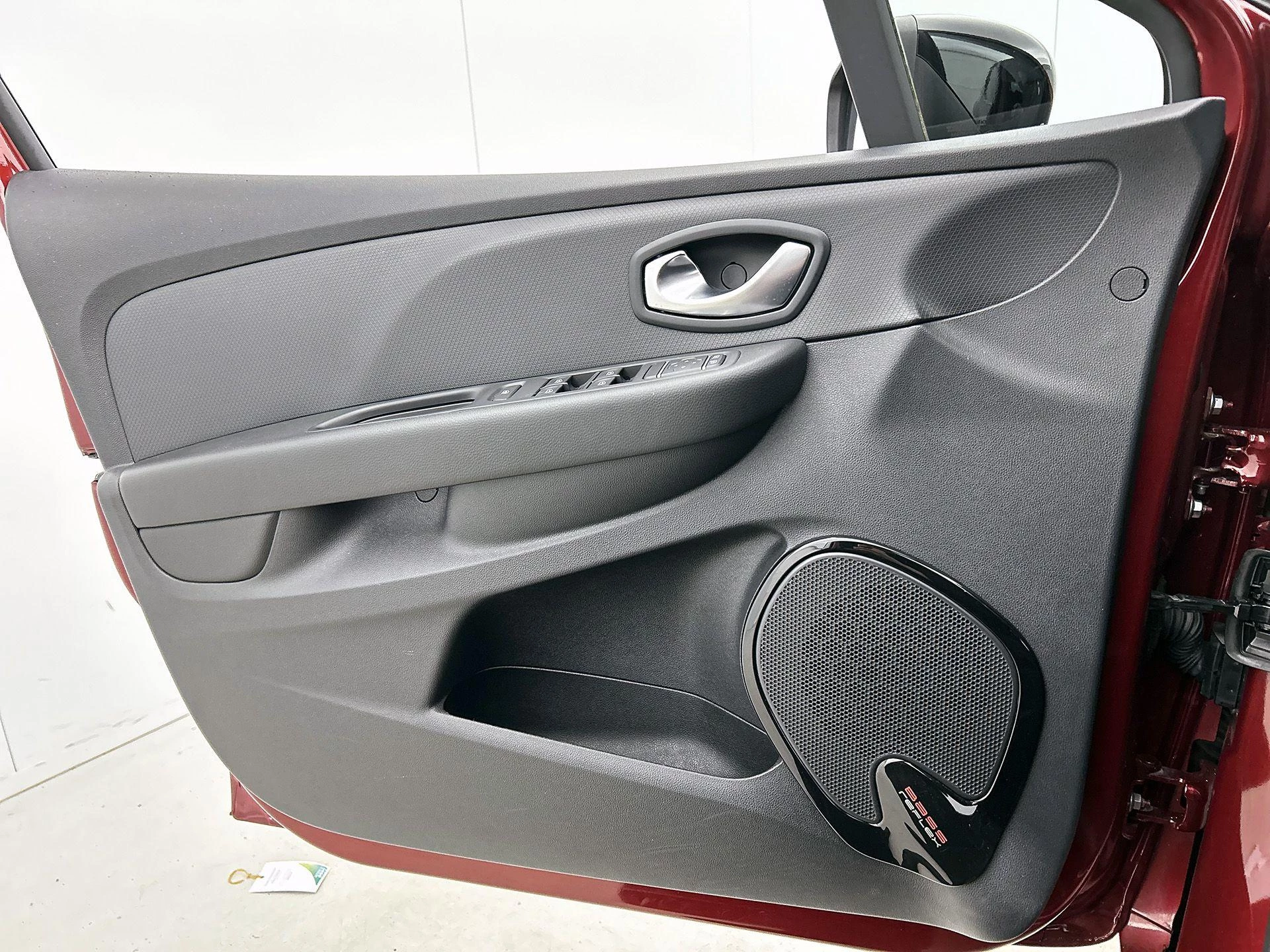 Renault-Clio-image-22