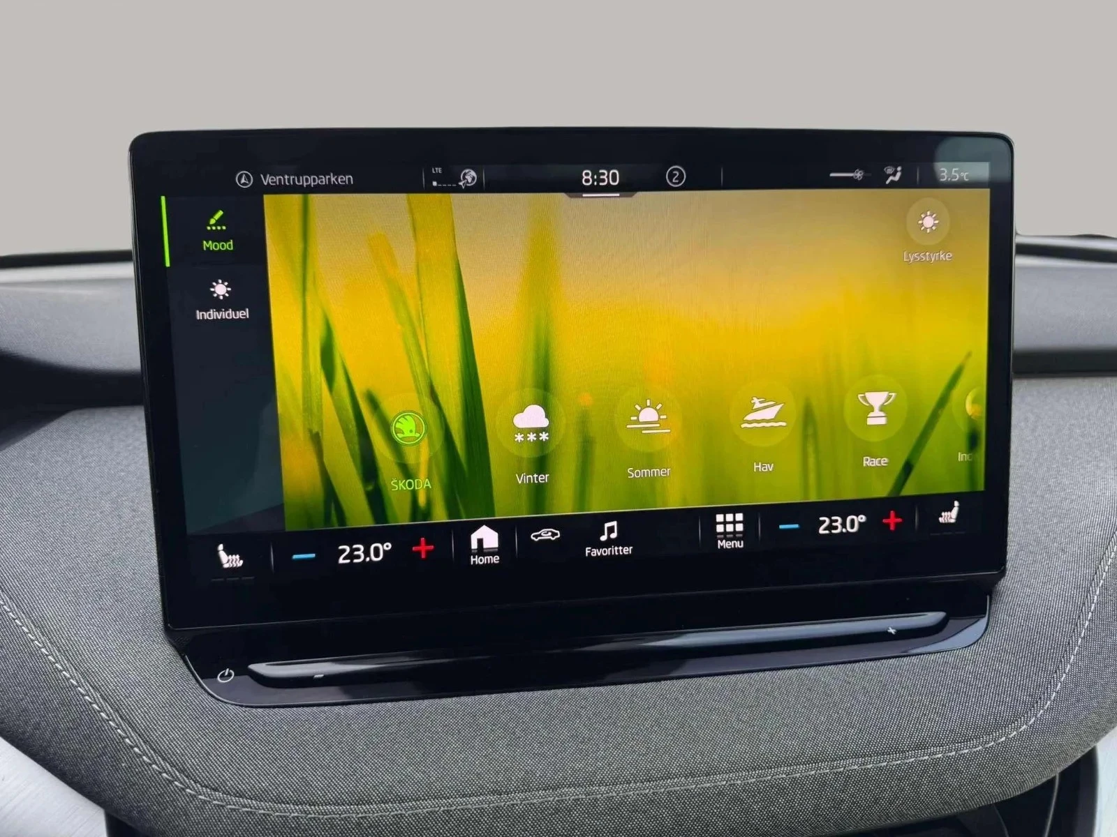 Škoda-Enyaq iV-image-15