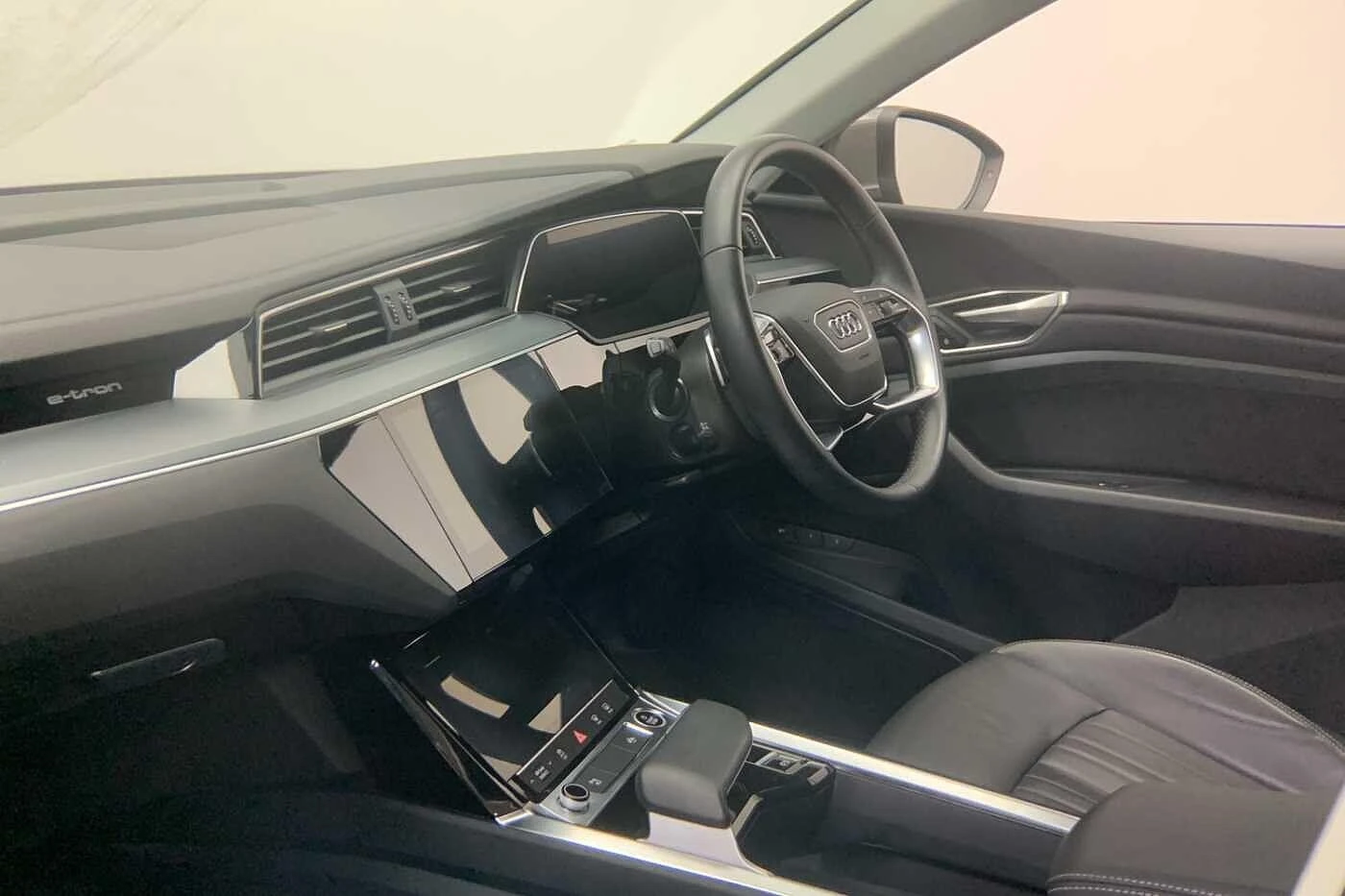 Audi-Q8-image-1