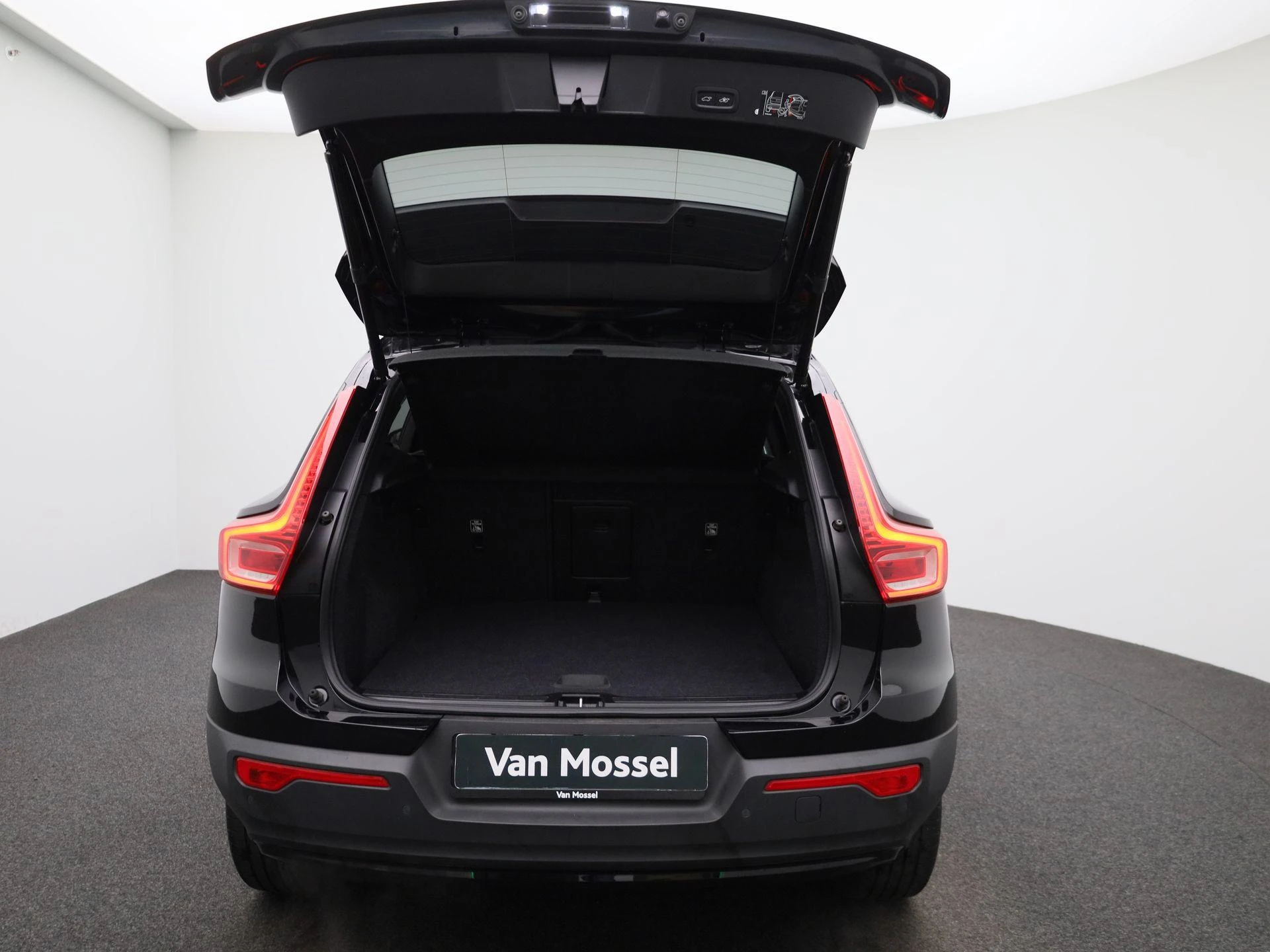 Volvo-XC40-image-10