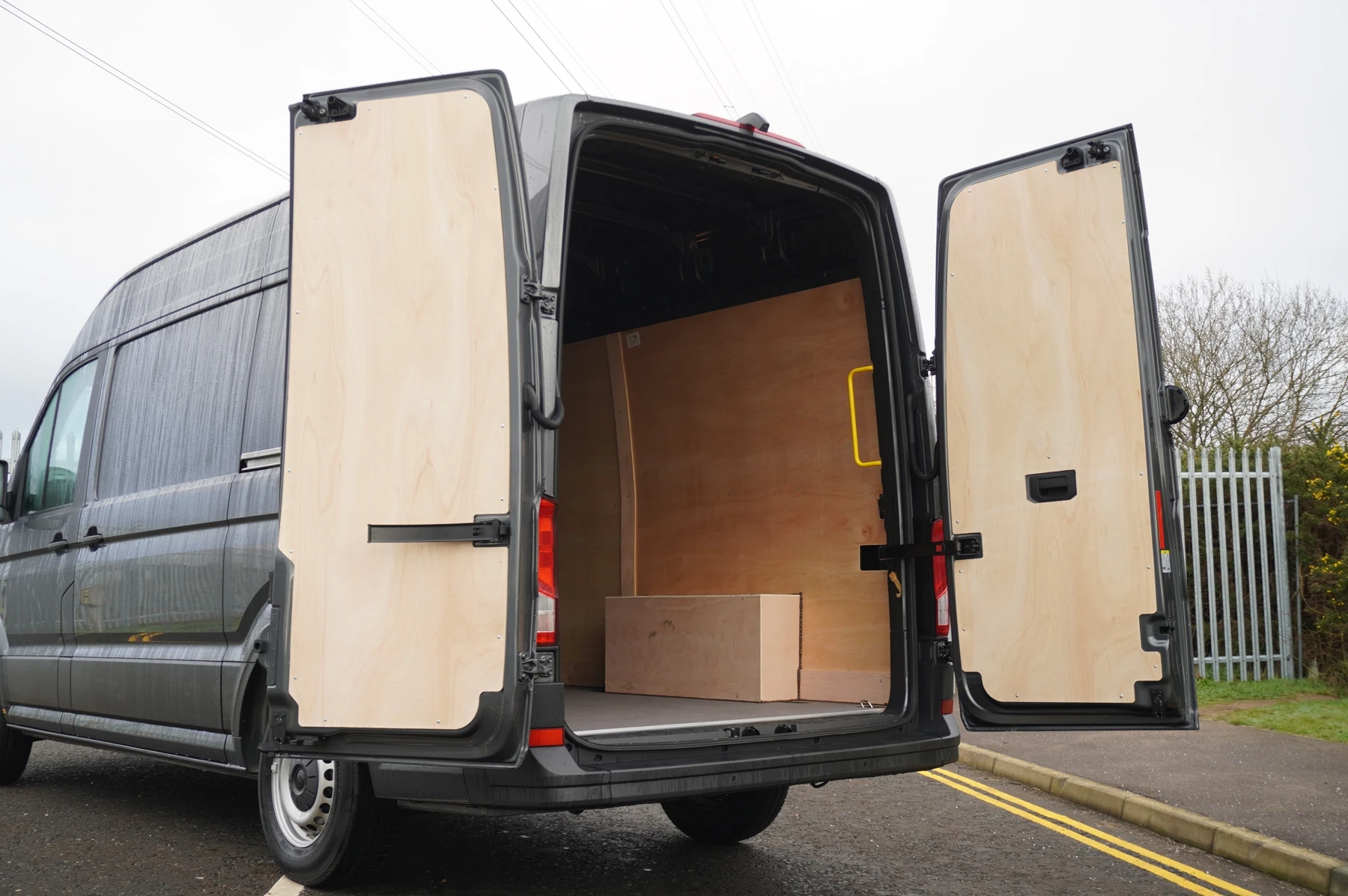 Volkswagen-Crafter-image-28