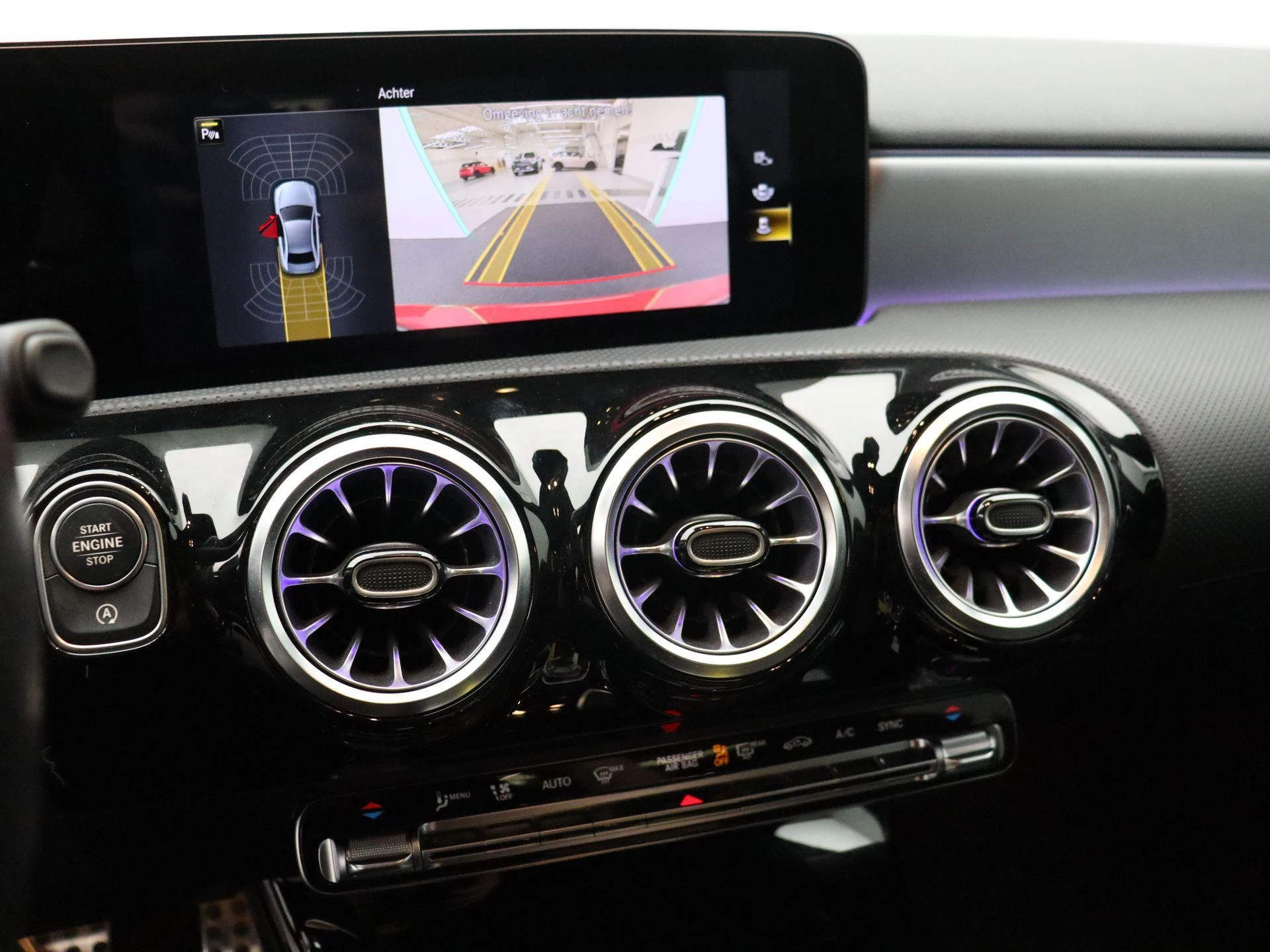 Mercedes-Benz Classe A 180 AMG Line Sedan + NIGHTPAKKET + LED + CAMERA +
