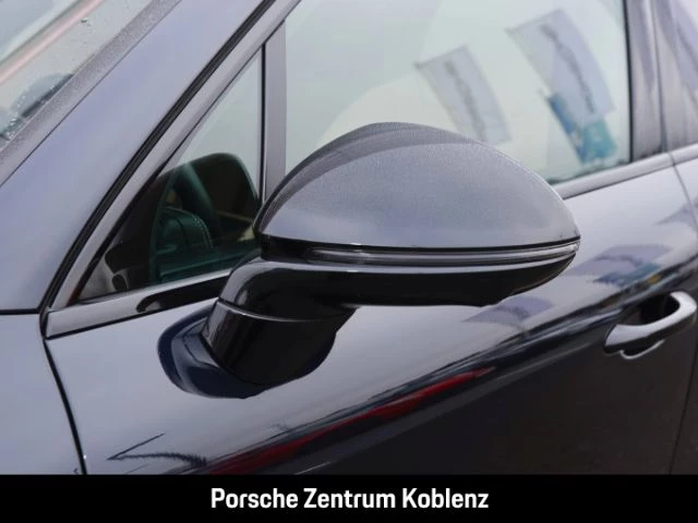 Porsche Cayenne E-Hybrid Coupe -