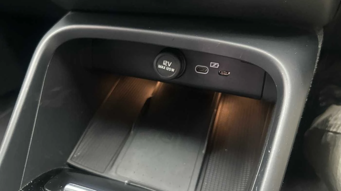 Volvo-XC40-image-18