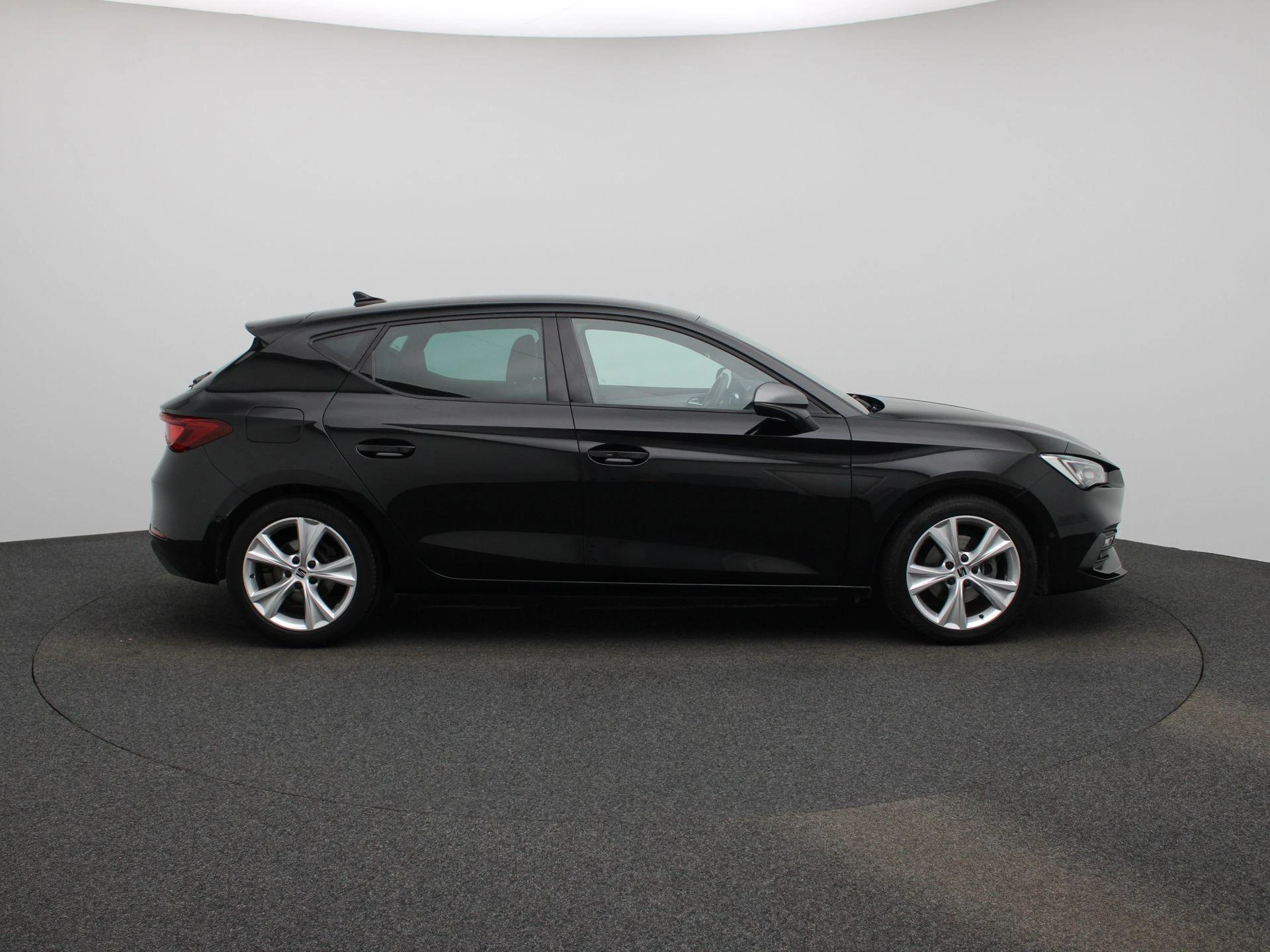 SEAT-Leon-image-5