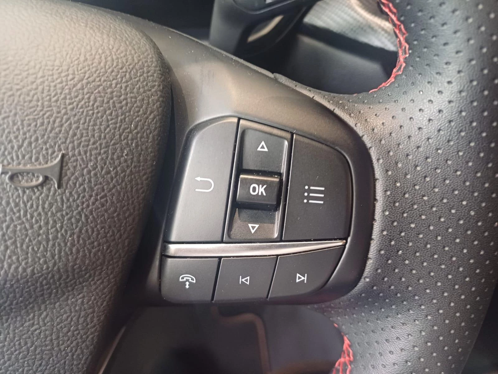 Ford Kuga LCI - ST Line X