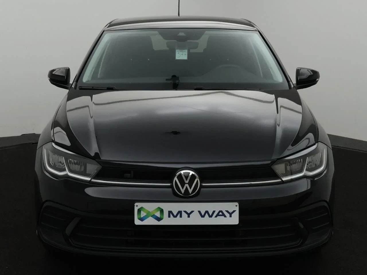 Volkswagen-Polo-image-13