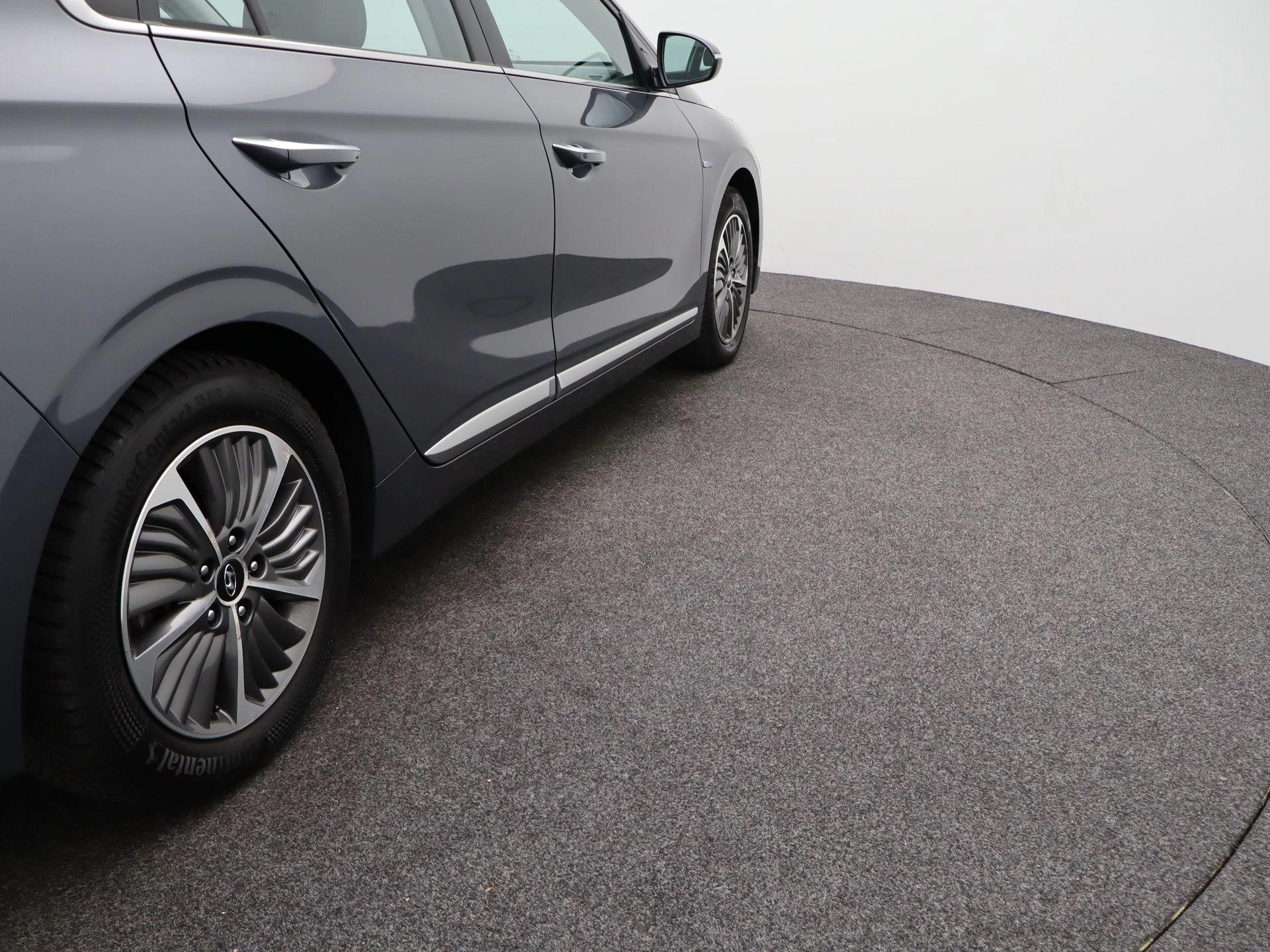 Hyundai IONIQ 1.6 GDi PHEV Premium