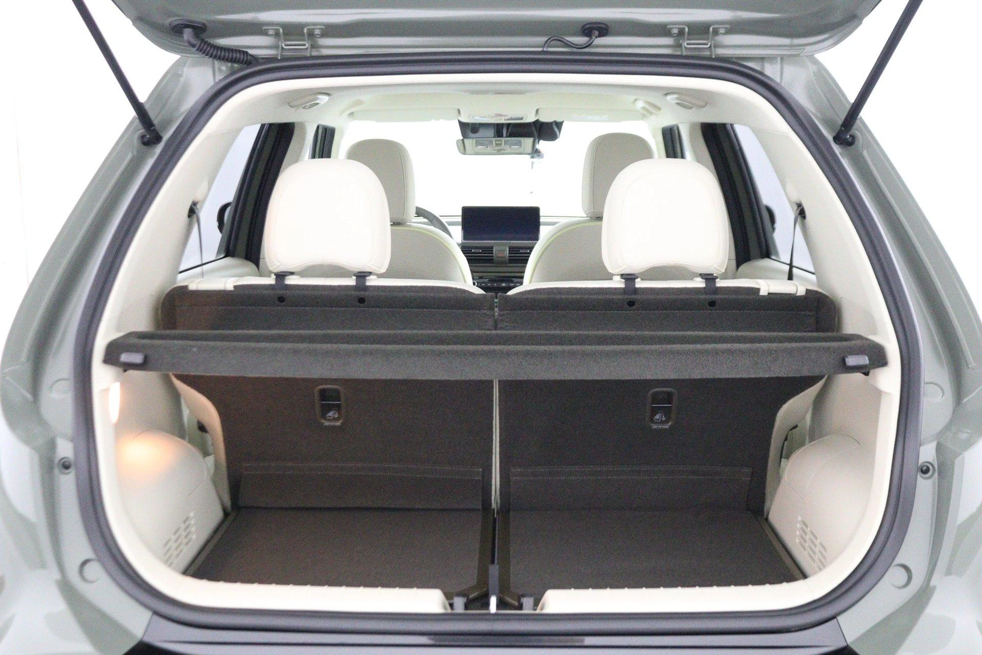 Hyundai-Inster-image-21