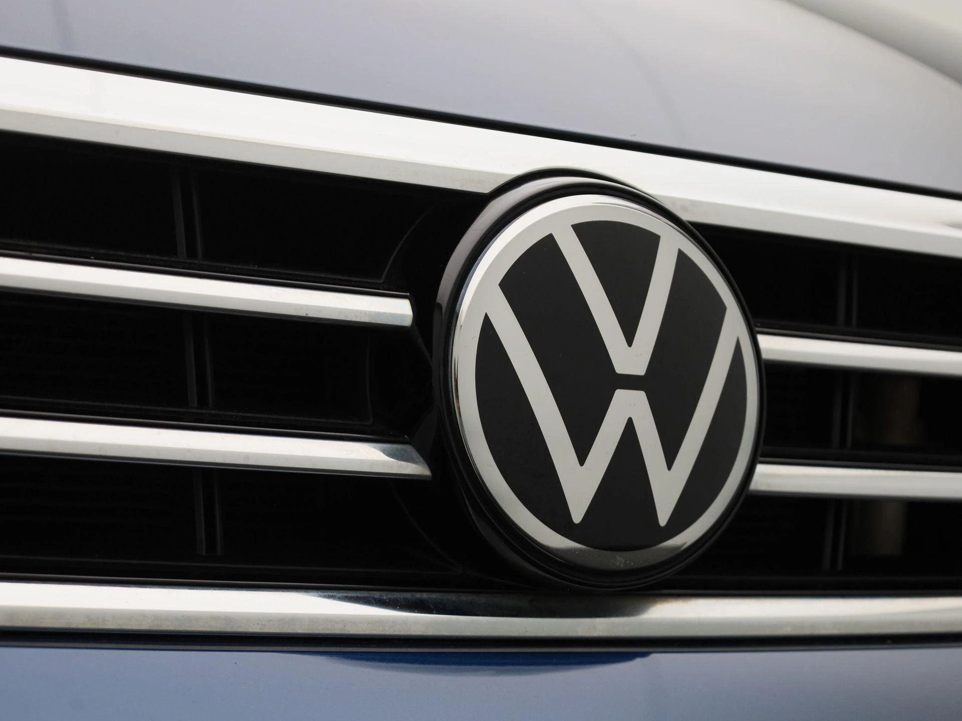 Volkswagen-Passat-image-43