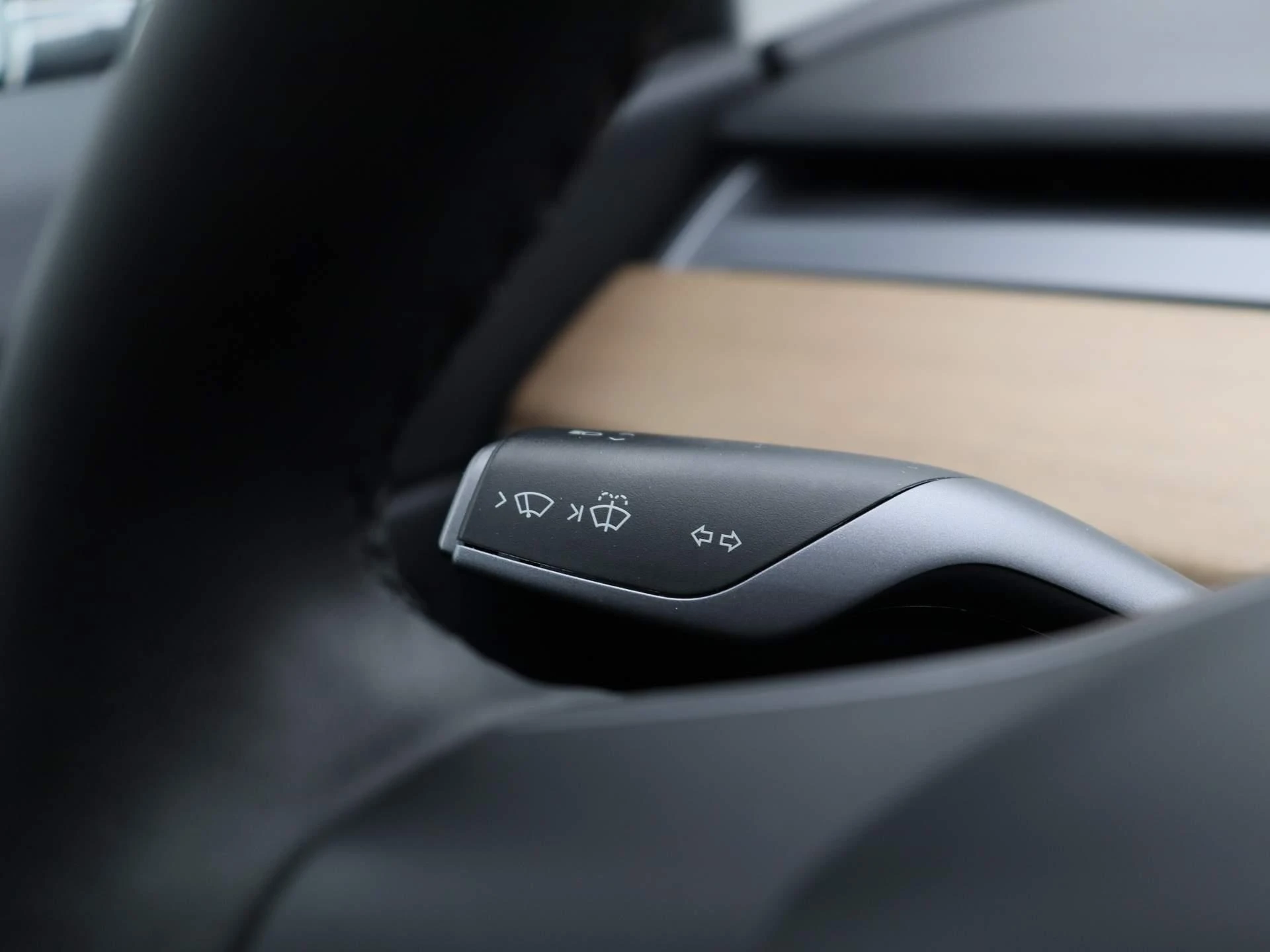 Tesla-Model 3-image-19
