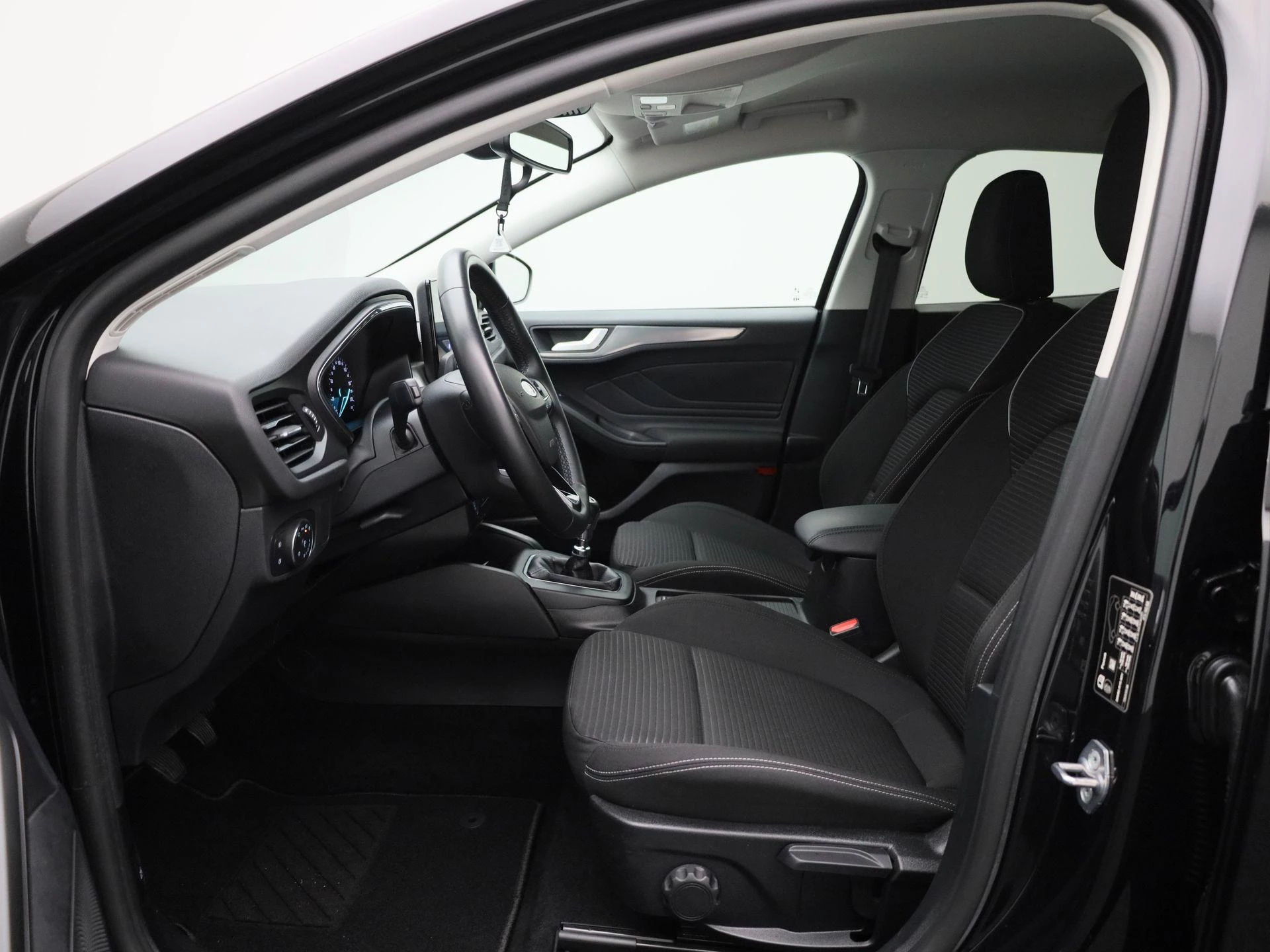 Ford-Focus-image-8