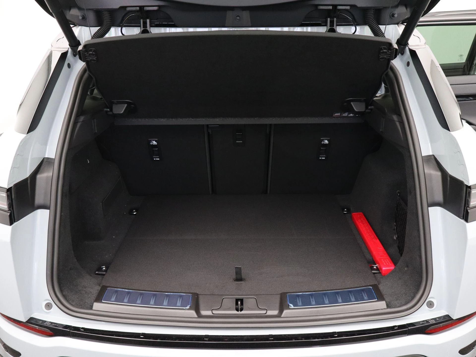 Land Rover-Range Rover Evoque-image-32