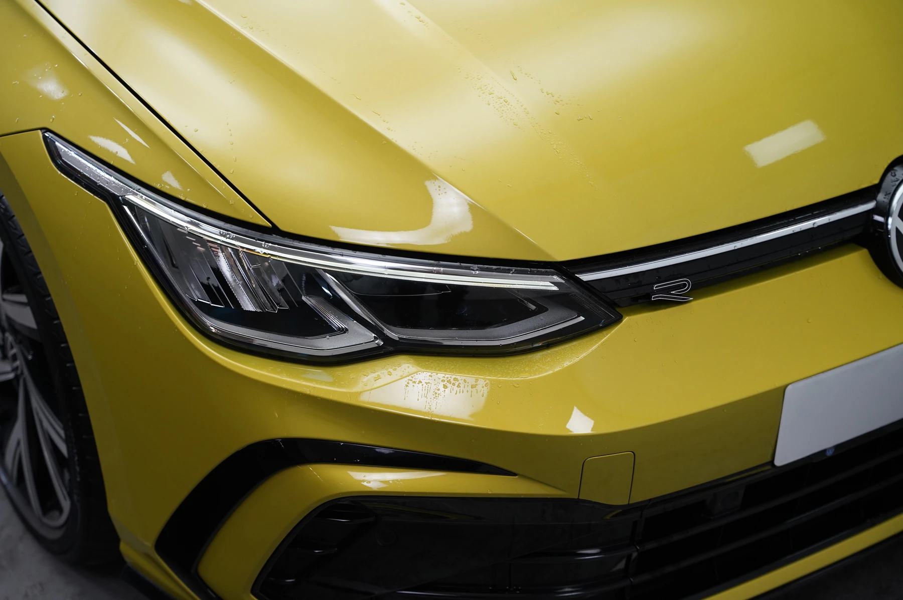 Volkswagen-Golf-image-36