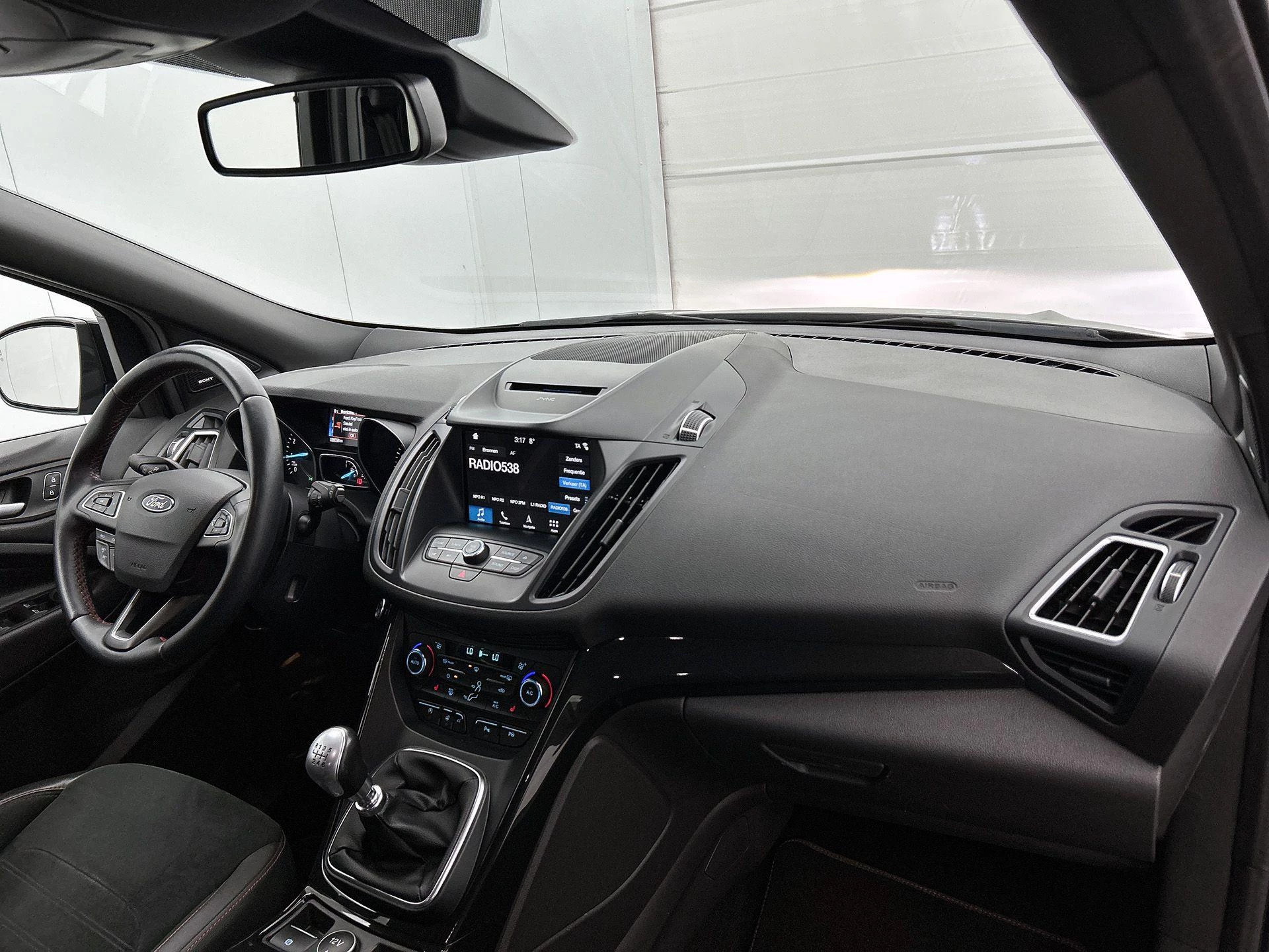 Ford-Kuga-image-19