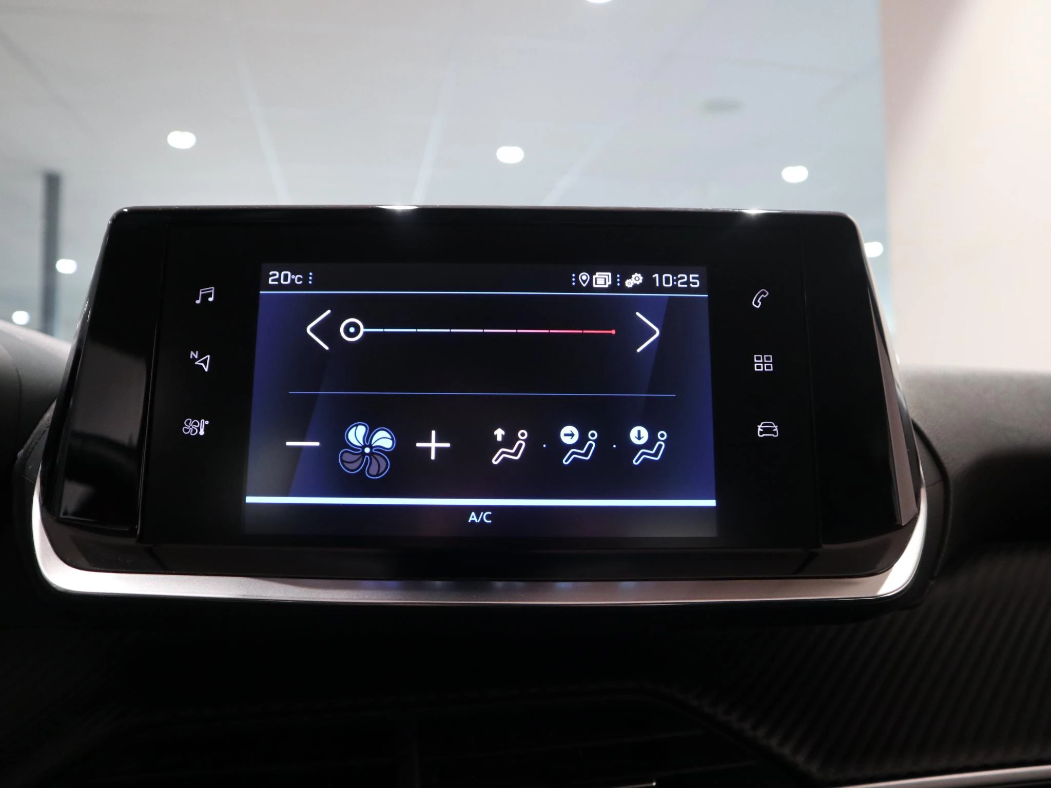 Peugeot-208-image-17