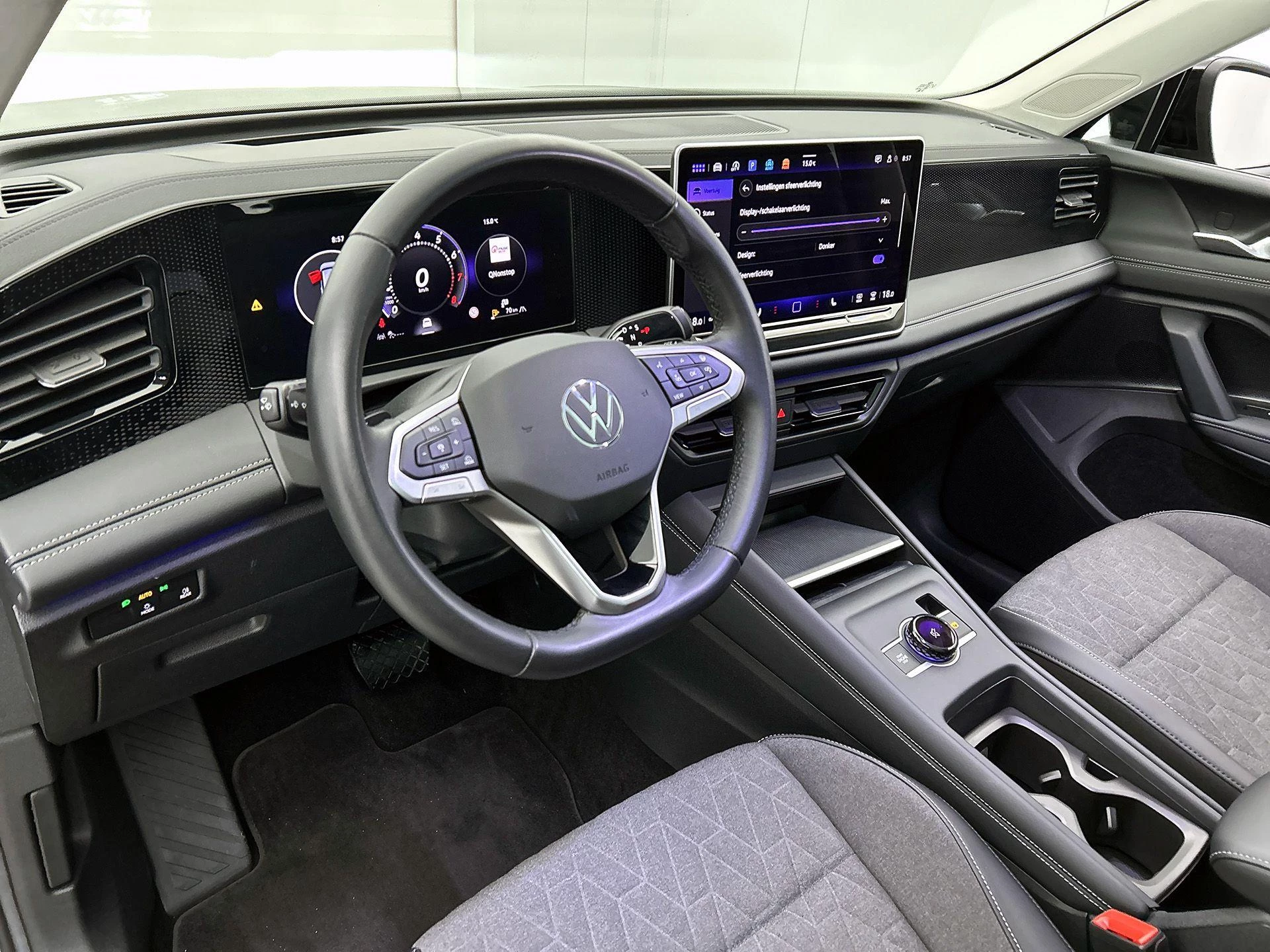 Volkswagen-Tiguan-image-23