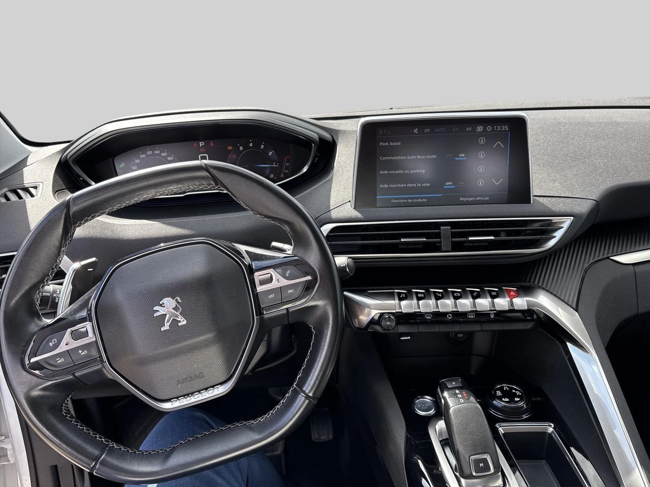Peugeot-5008-image-12