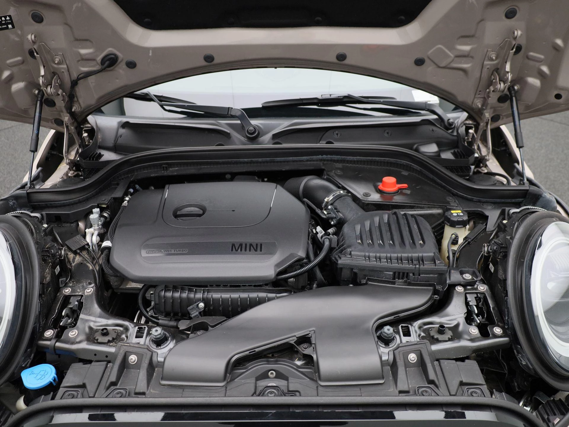 MINI-Cooper-image-34