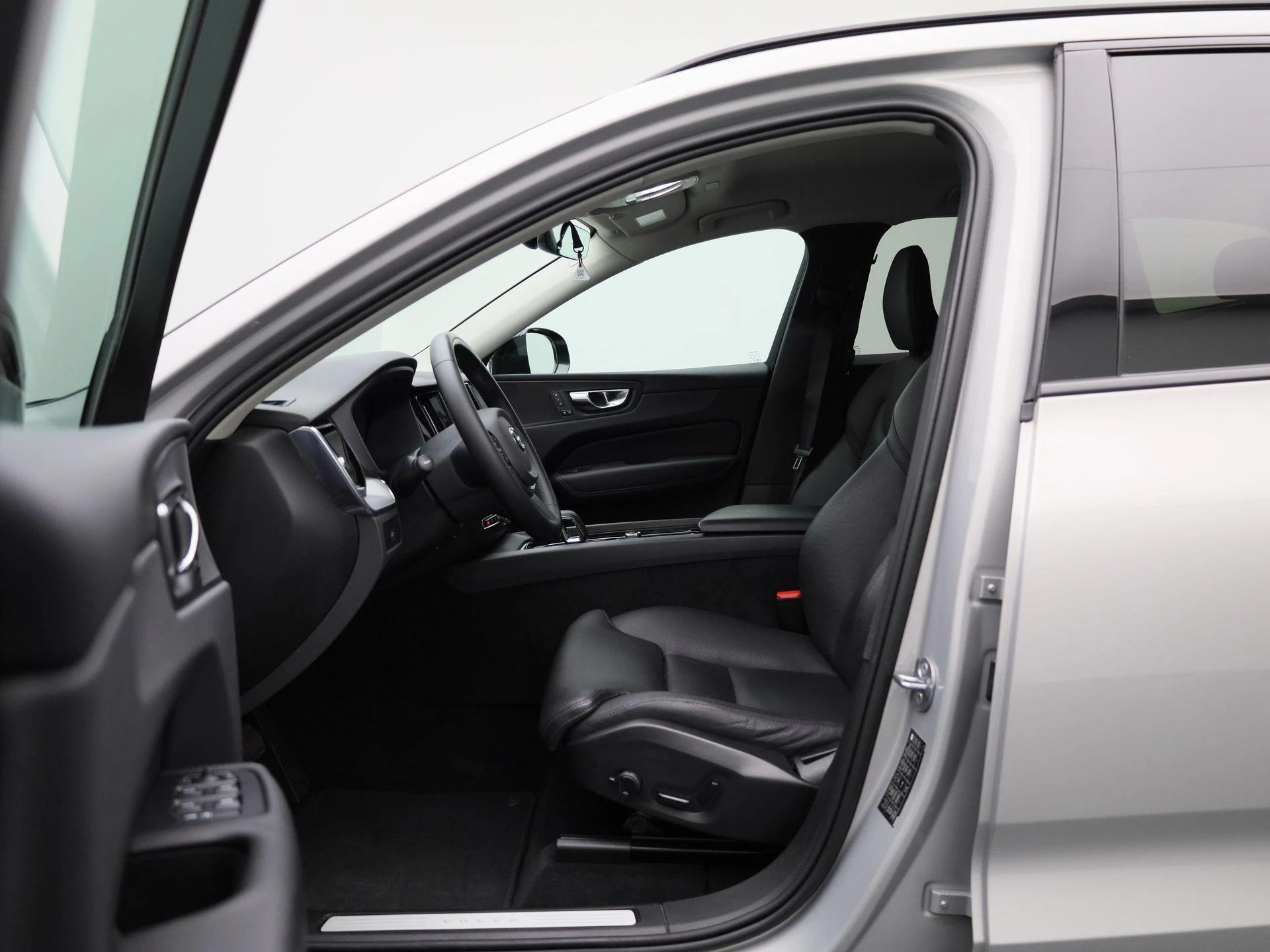 Volvo-XC60-image-10
