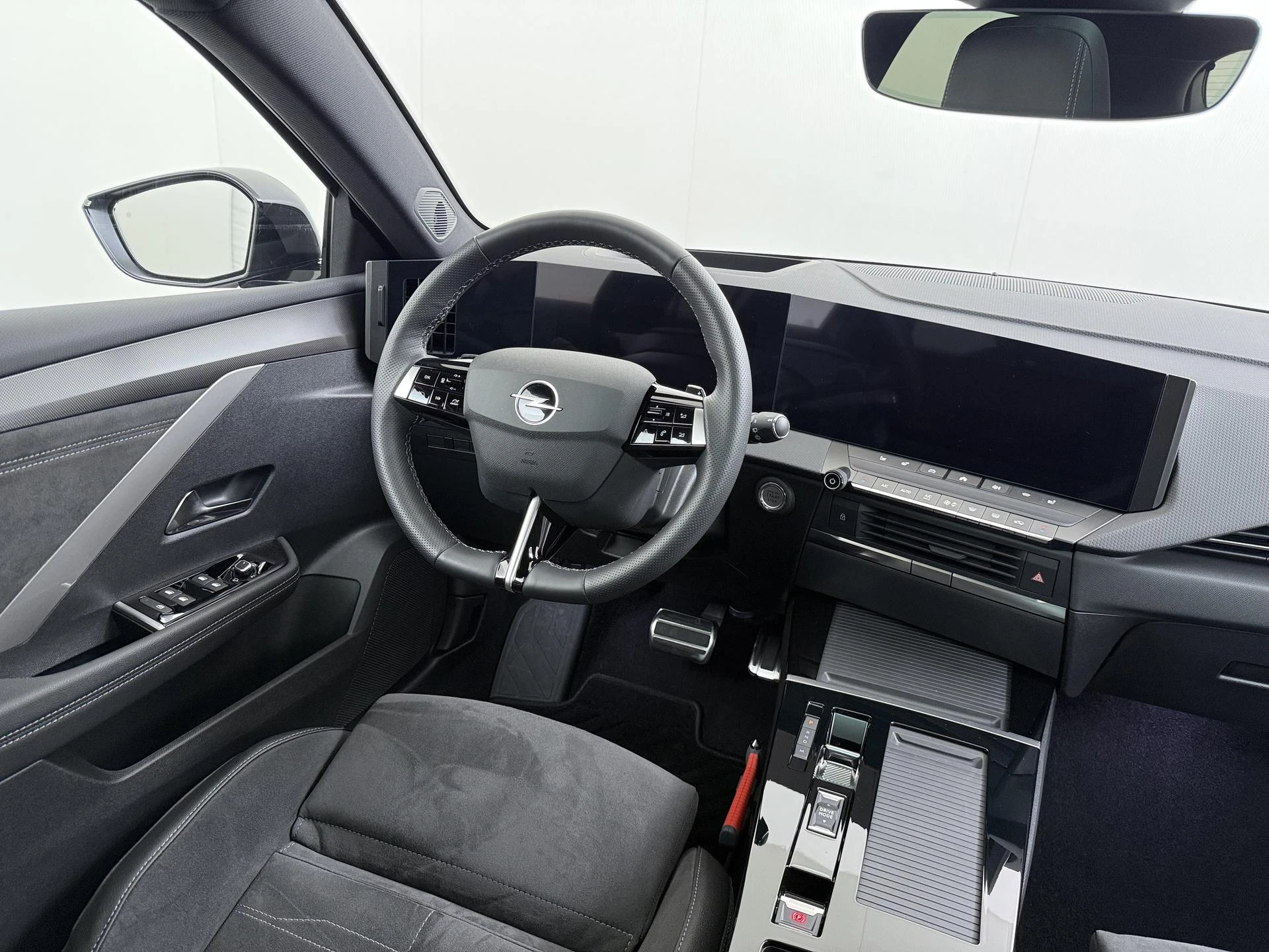 Opel-Astra-image-19