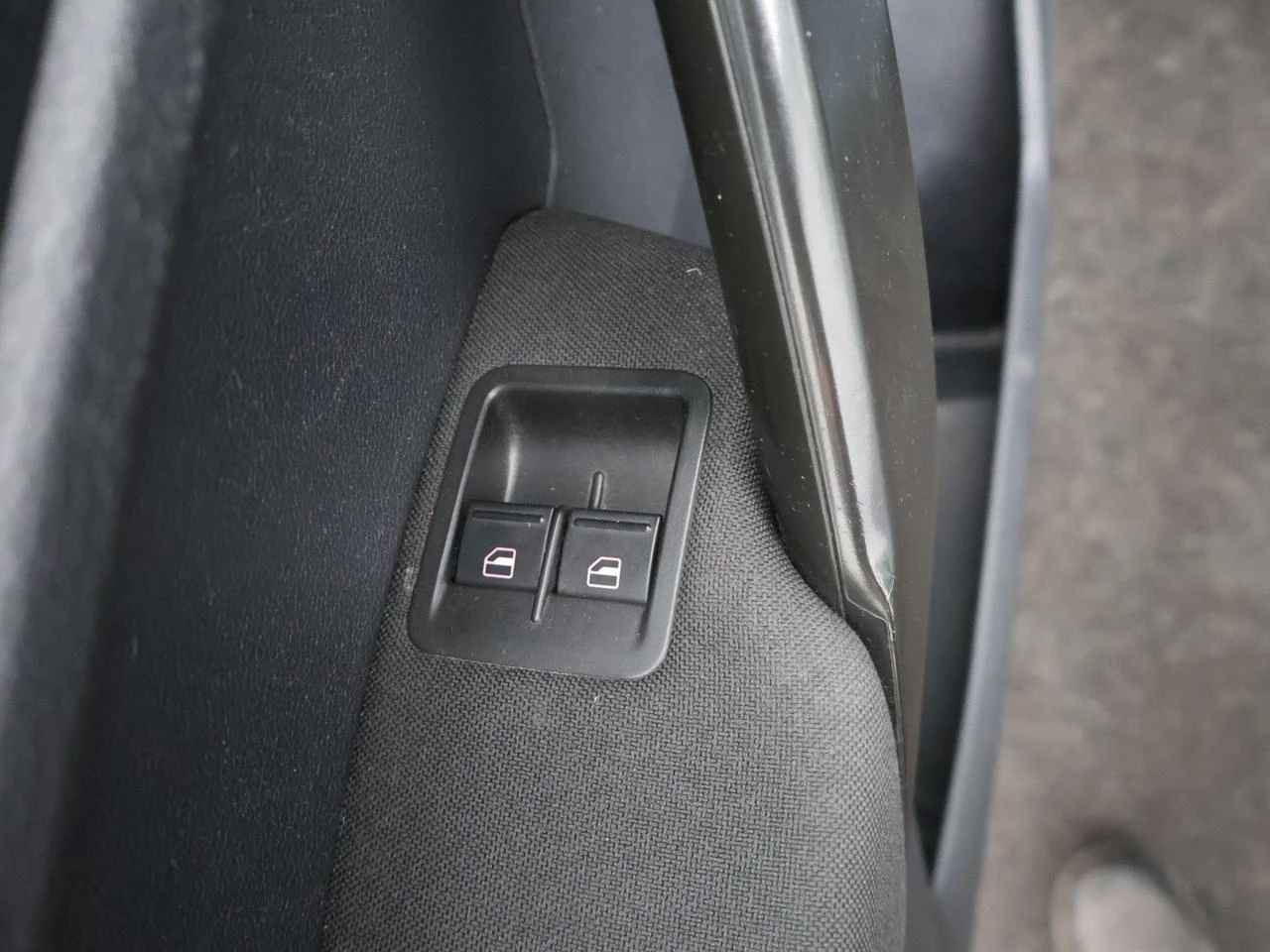 Volkswagen Caddy CNG 1.4 TGI Trendline *DSG*NAVI*TREKHAAK*AUTOCLIMA*CRUIZE*...