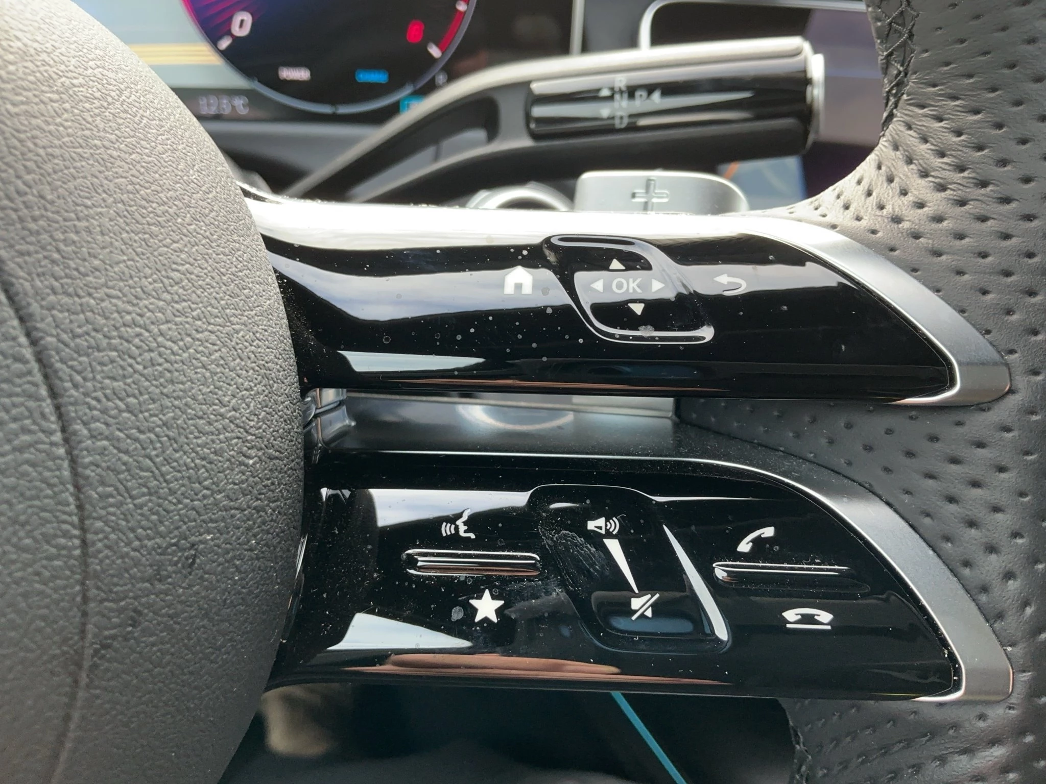 Mercedes-Benz-E-Klasse-image-22