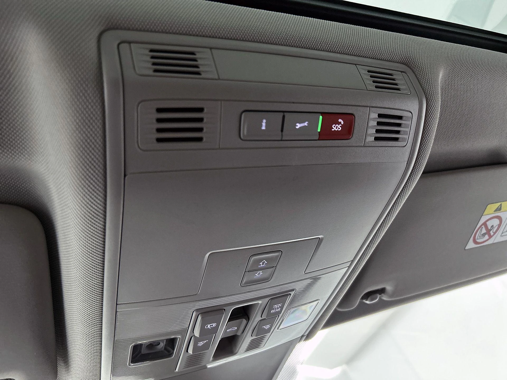 Volkswagen-Tiguan Allspace-image-13