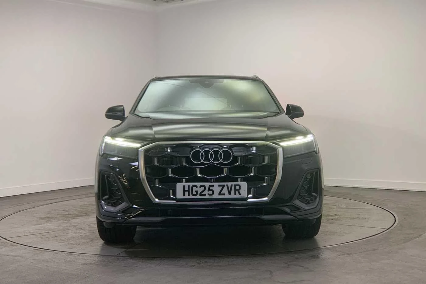 Audi-Q7-image-6