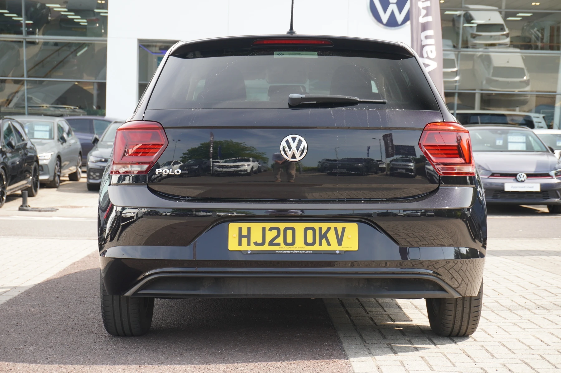 Volkswagen-Polo-image-15