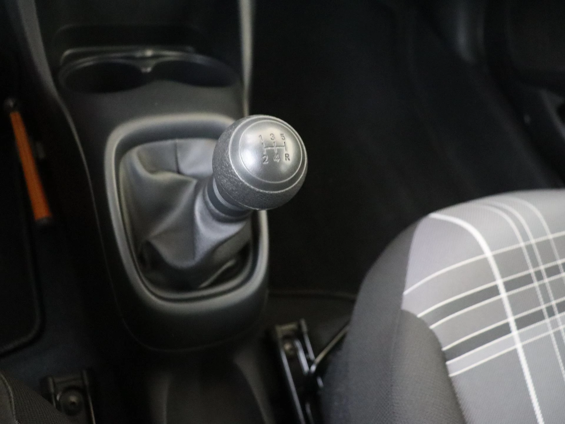 Peugeot-108-image-14