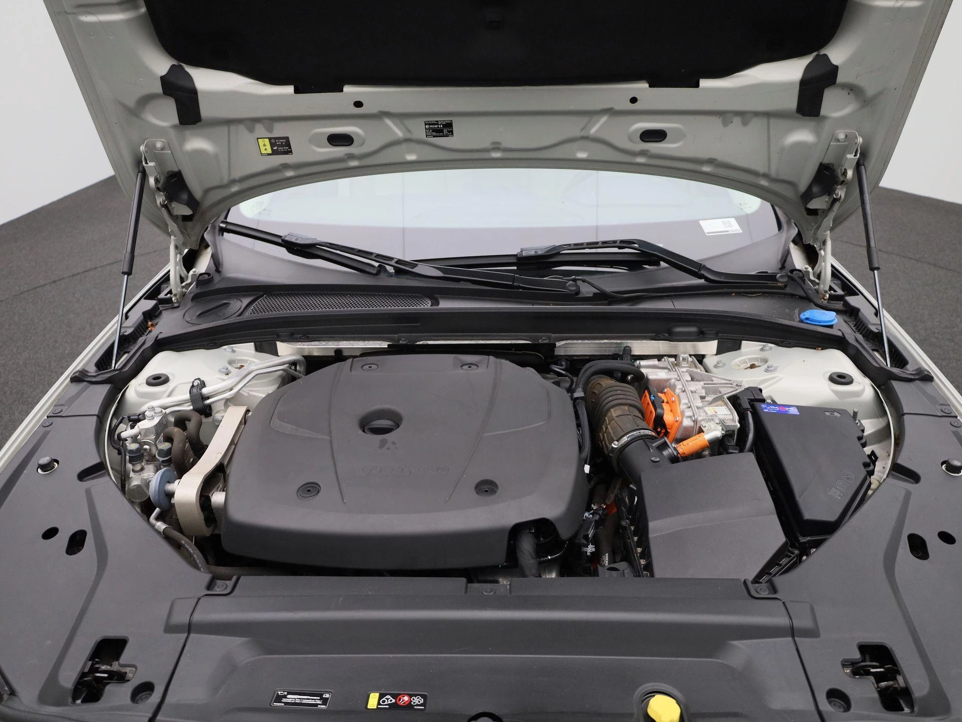 Volvo-V90-image-39