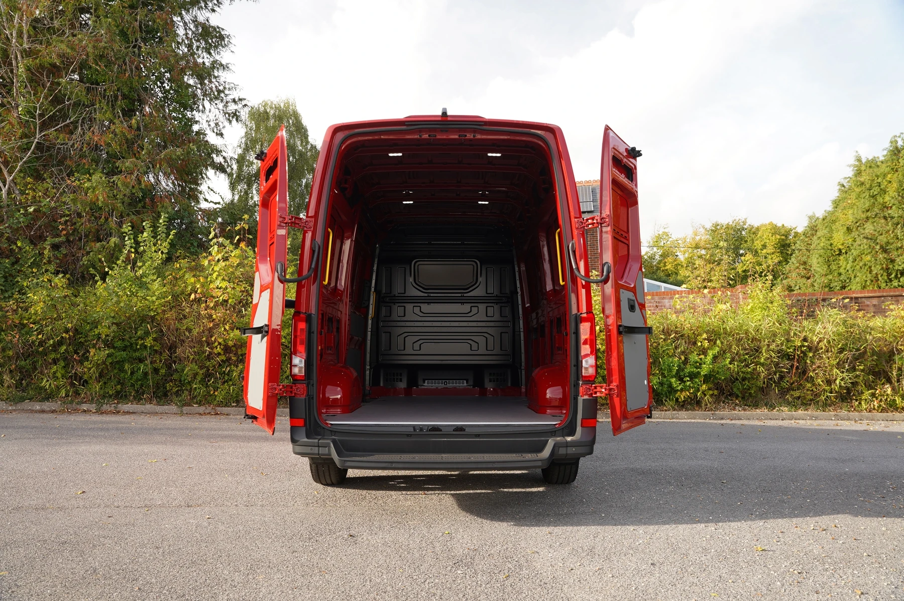 Volkswagen-Crafter-image-28