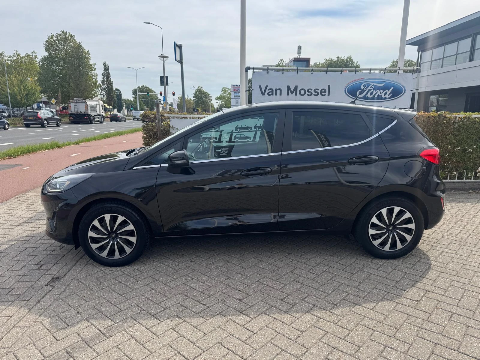 Ford-Fiesta-image-3
