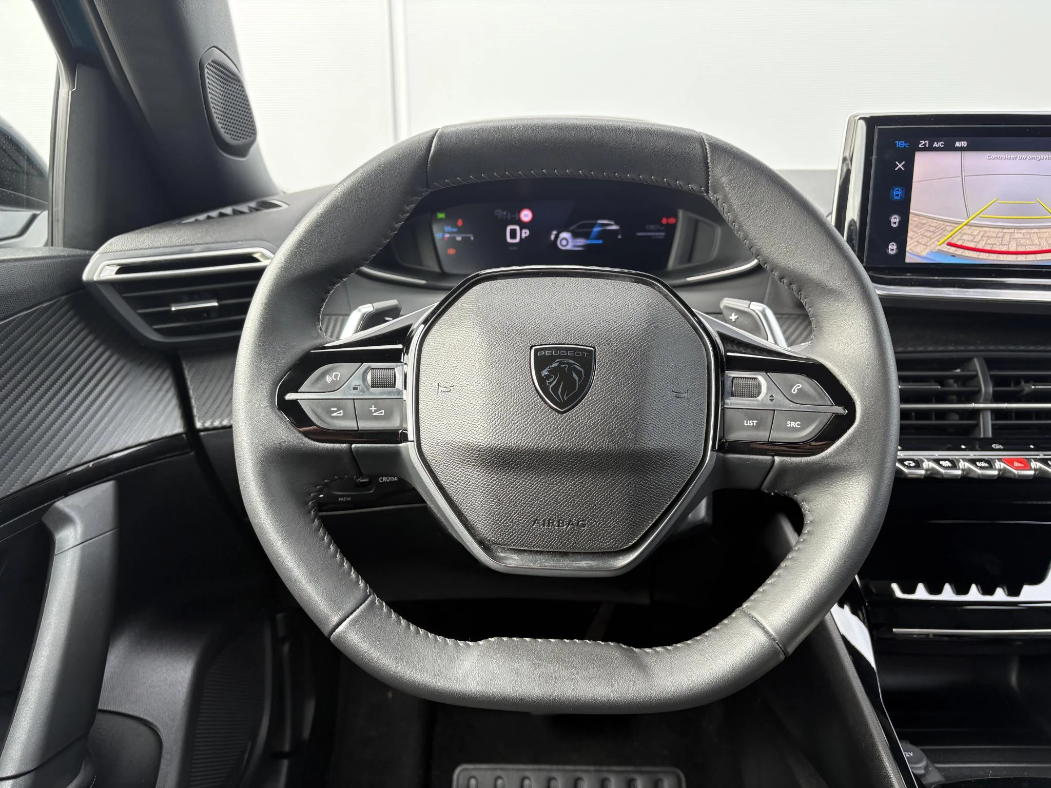 Peugeot-2008-image-11