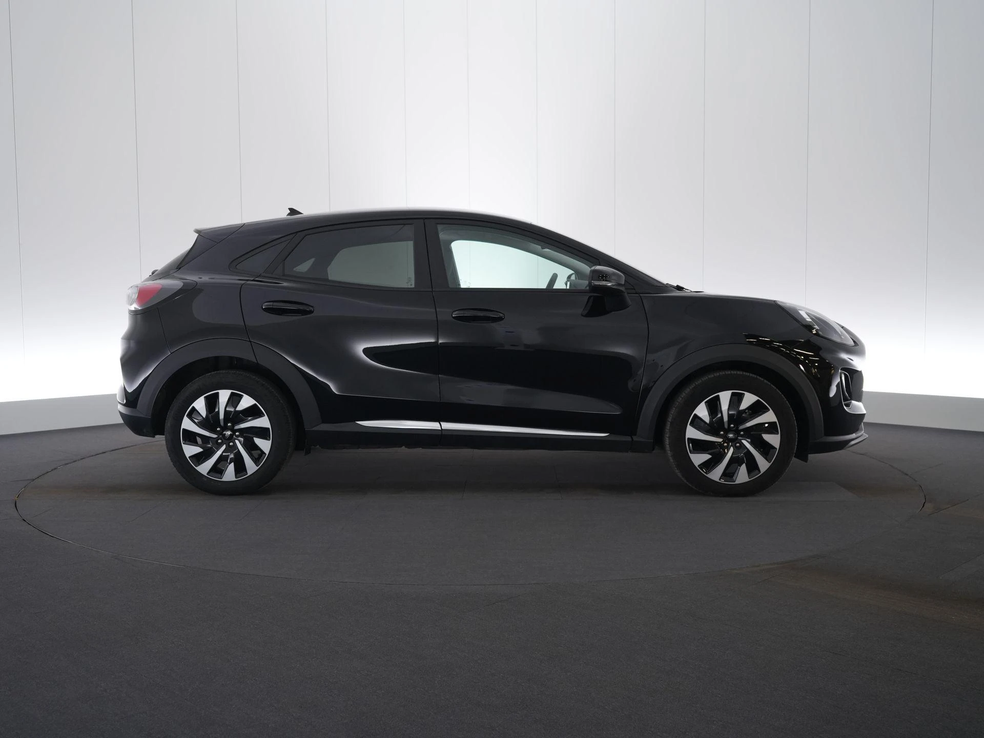 Ford Puma 1.0i Ecoboost MHEV 92kW Aut. Titanium