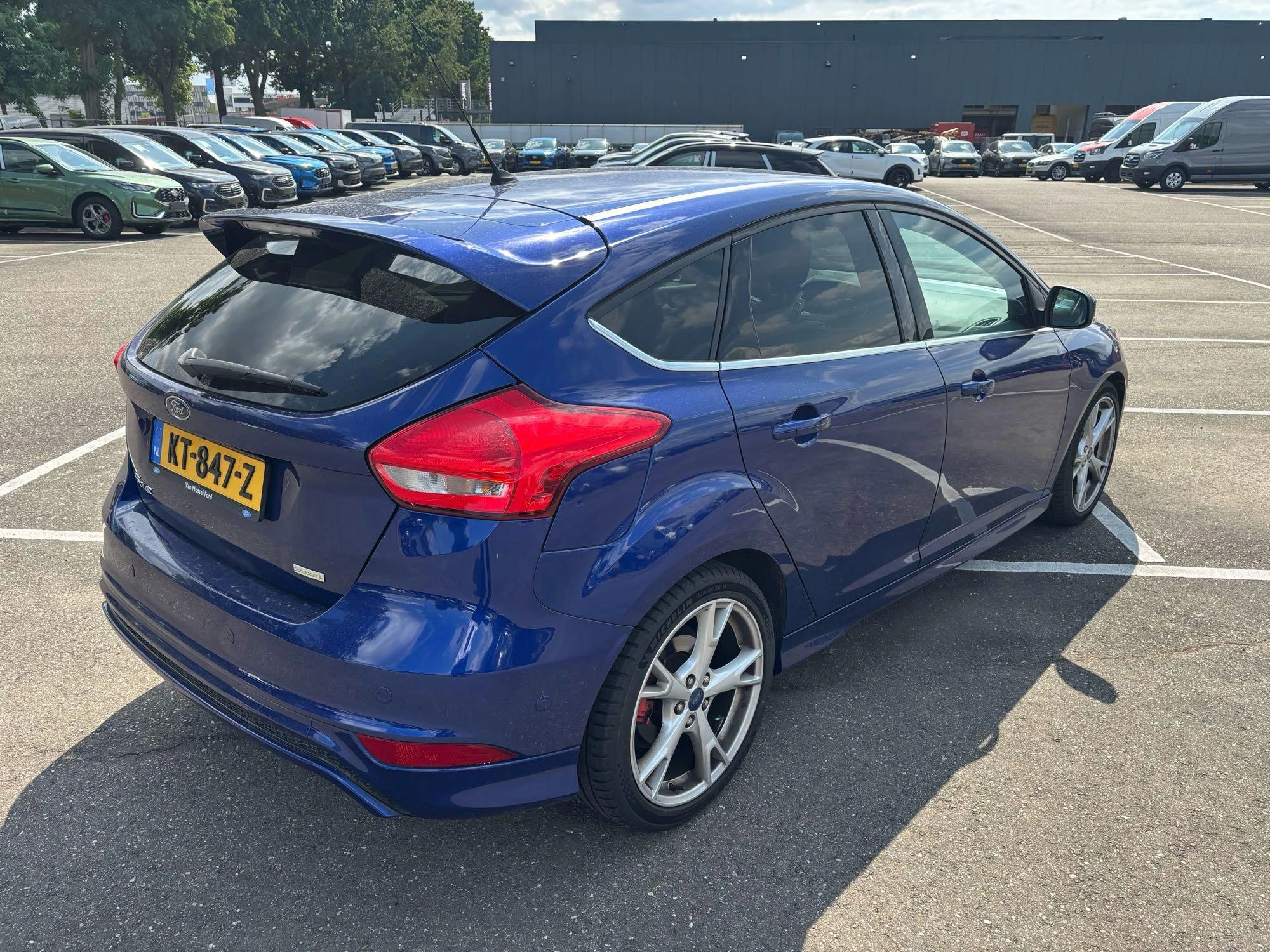 Ford-Focus-image-4
