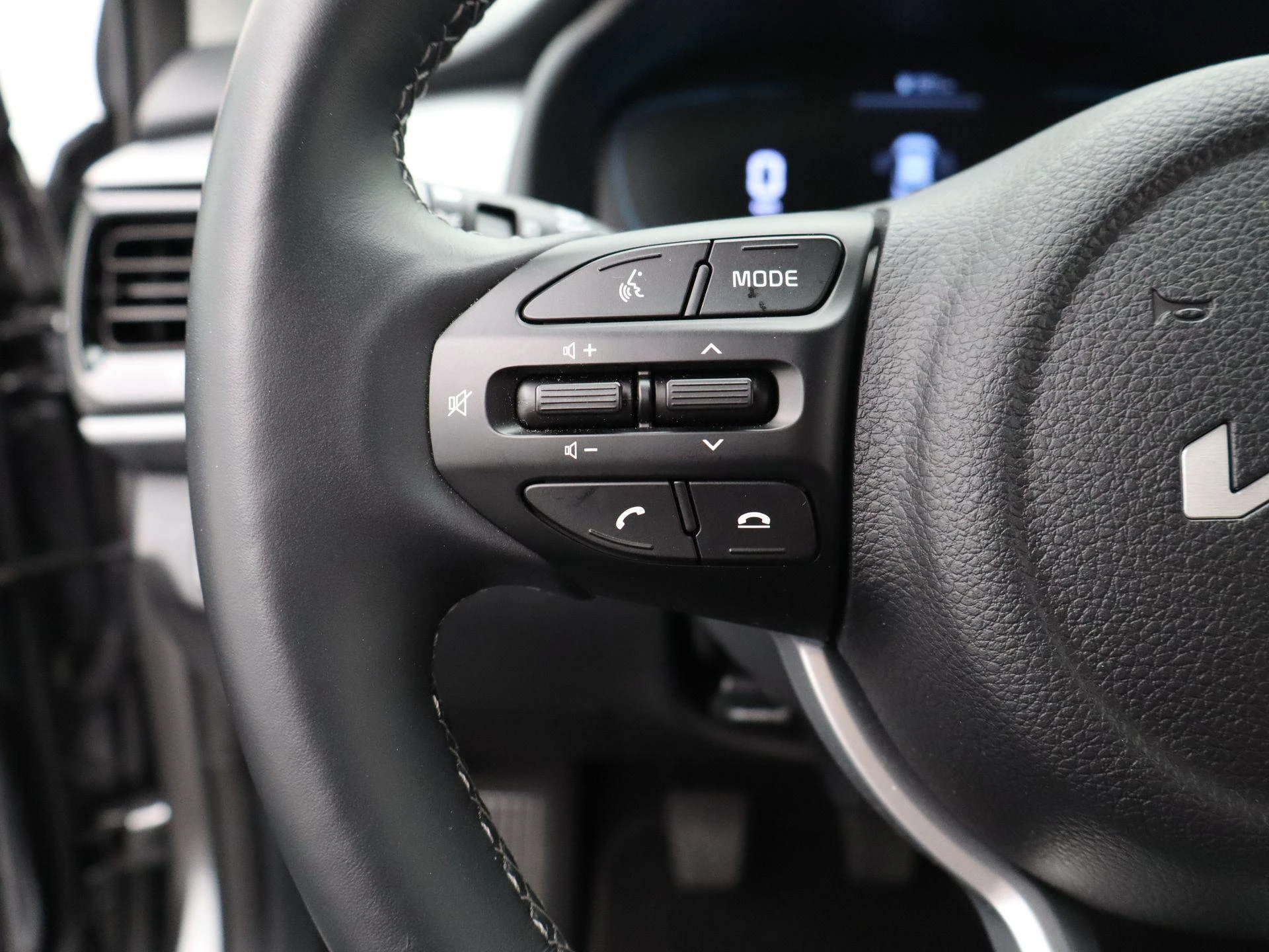 Kia-Stonic-image-20