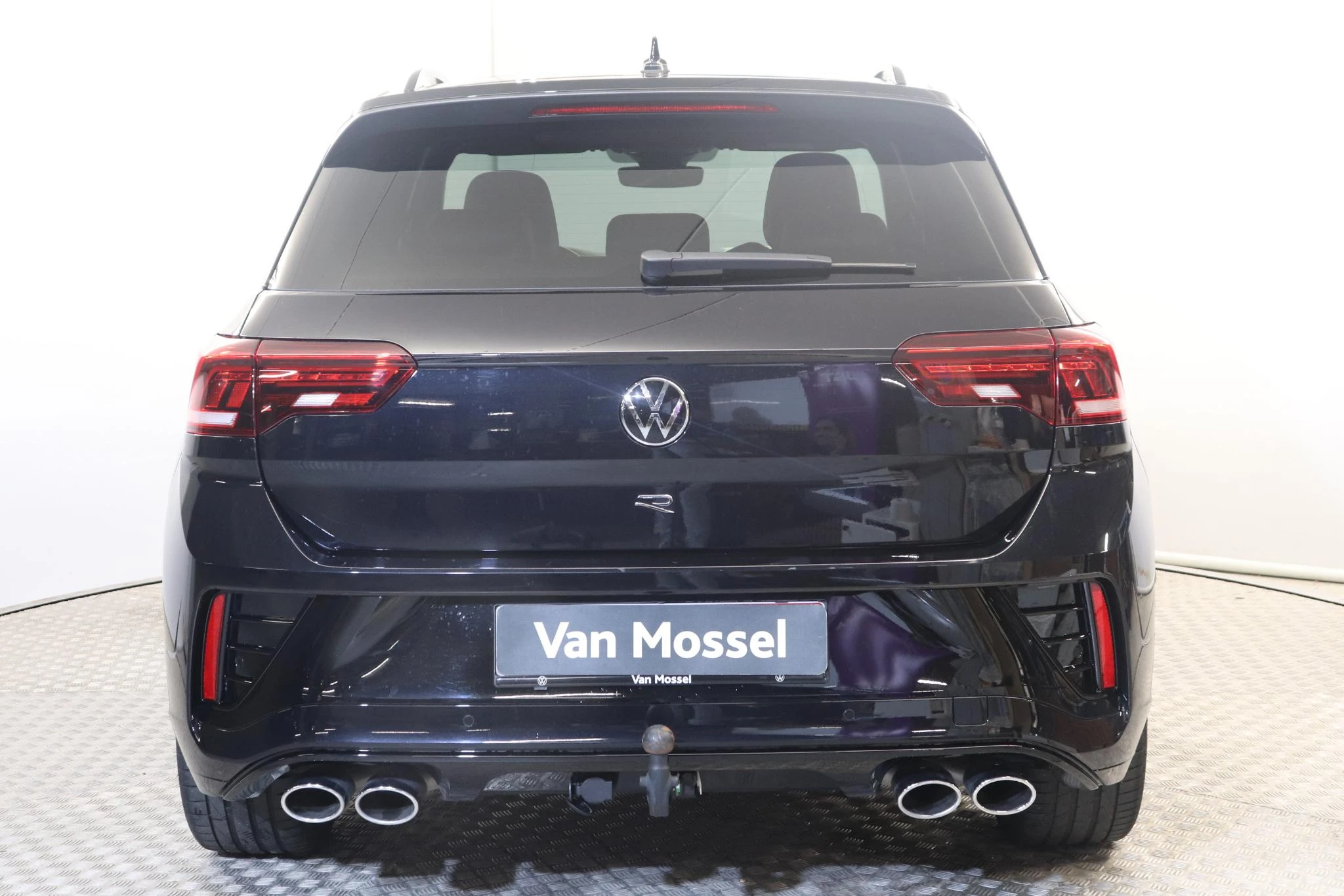 Volkswagen-T-Roc-image-2