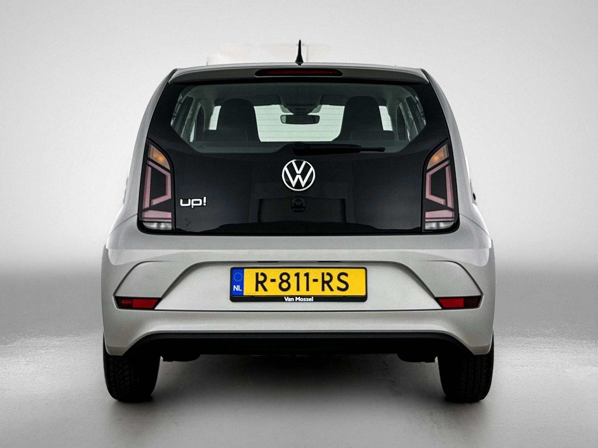 Volkswagen-up!-image-2